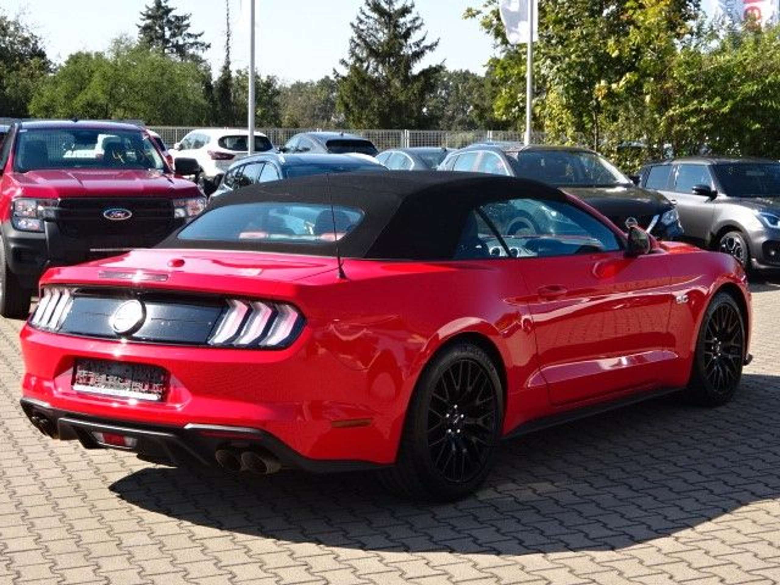 Ford - Mustang