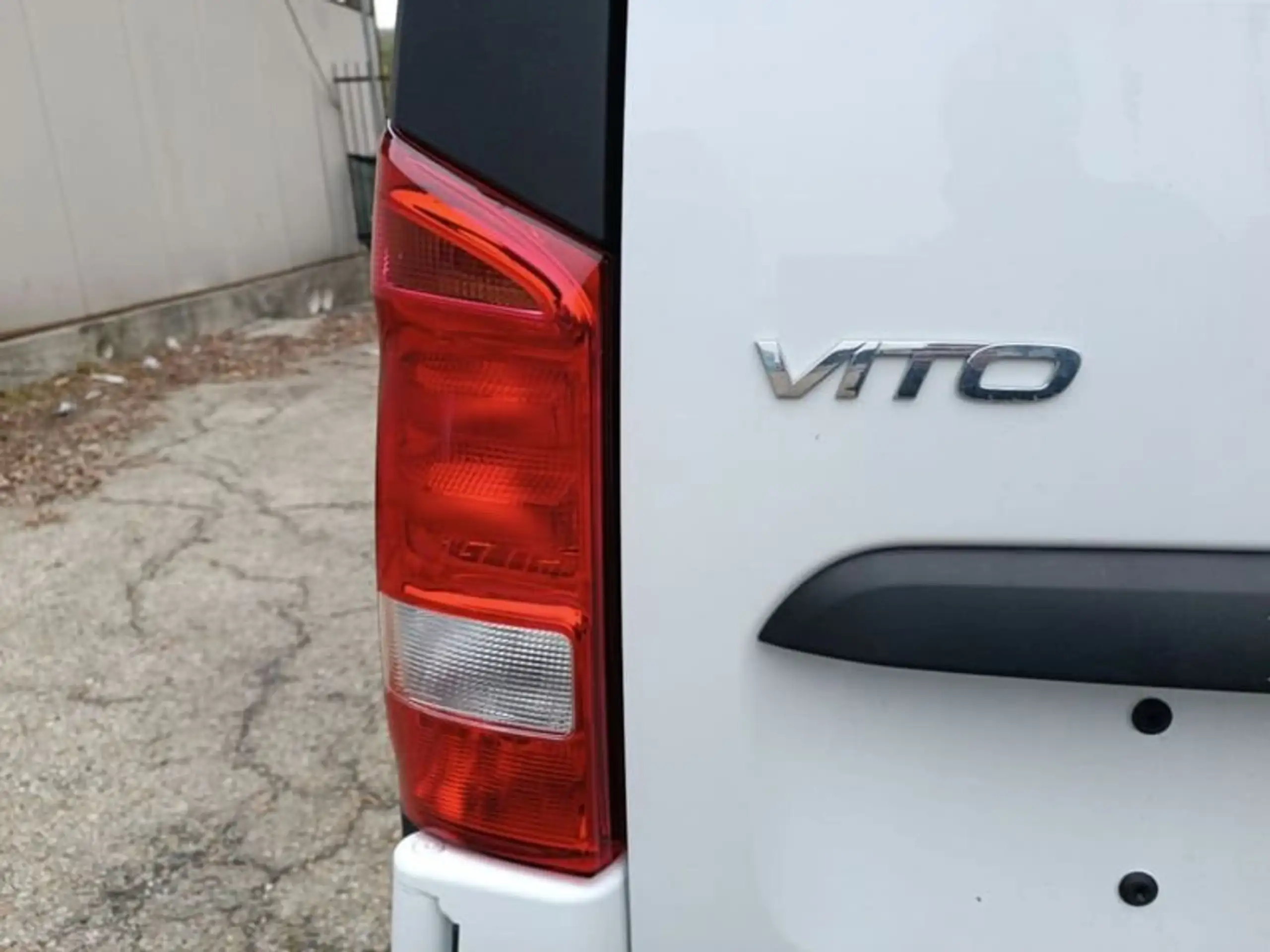 Mercedes-Benz - Vito