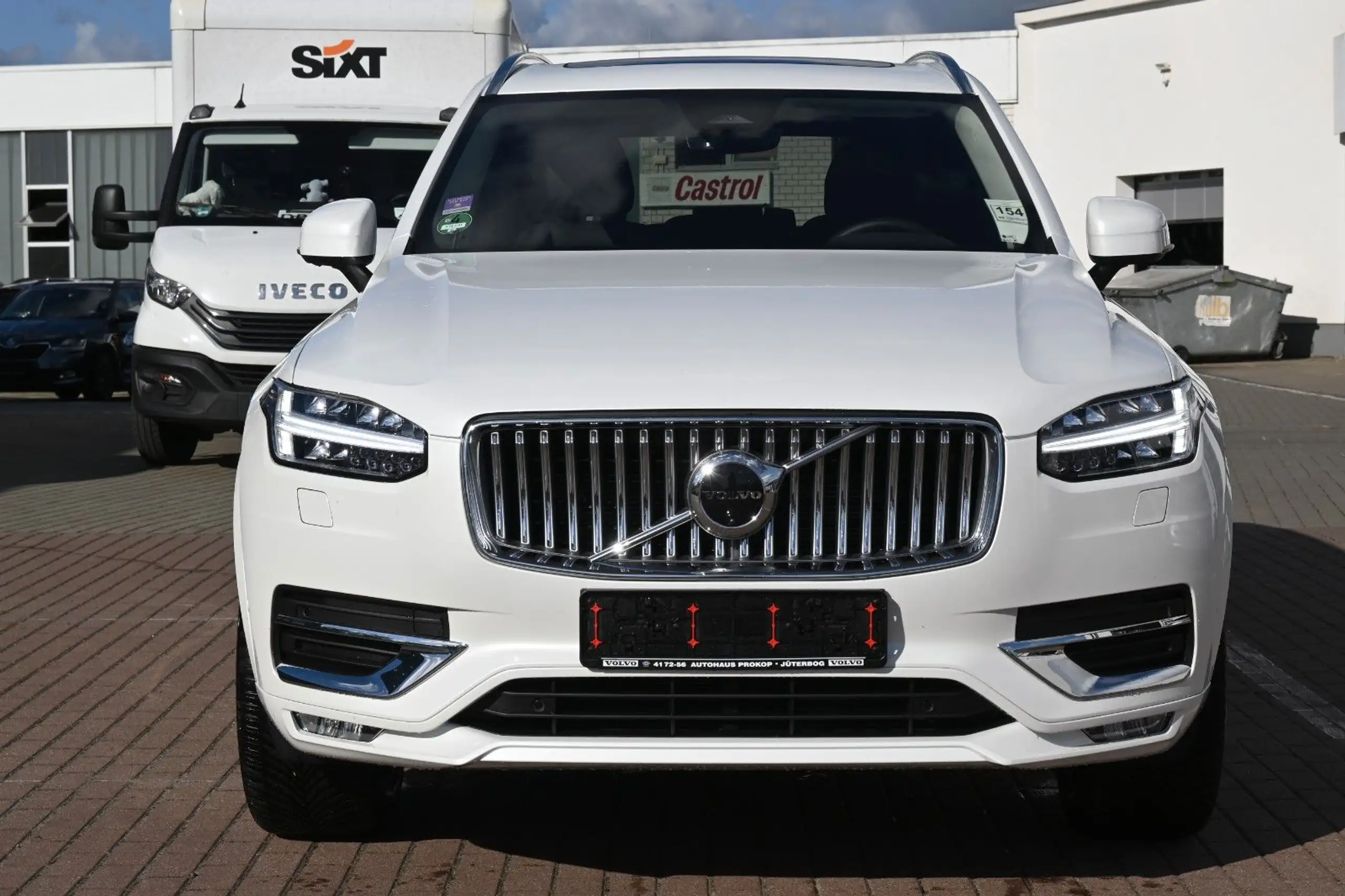 Volvo - XC90