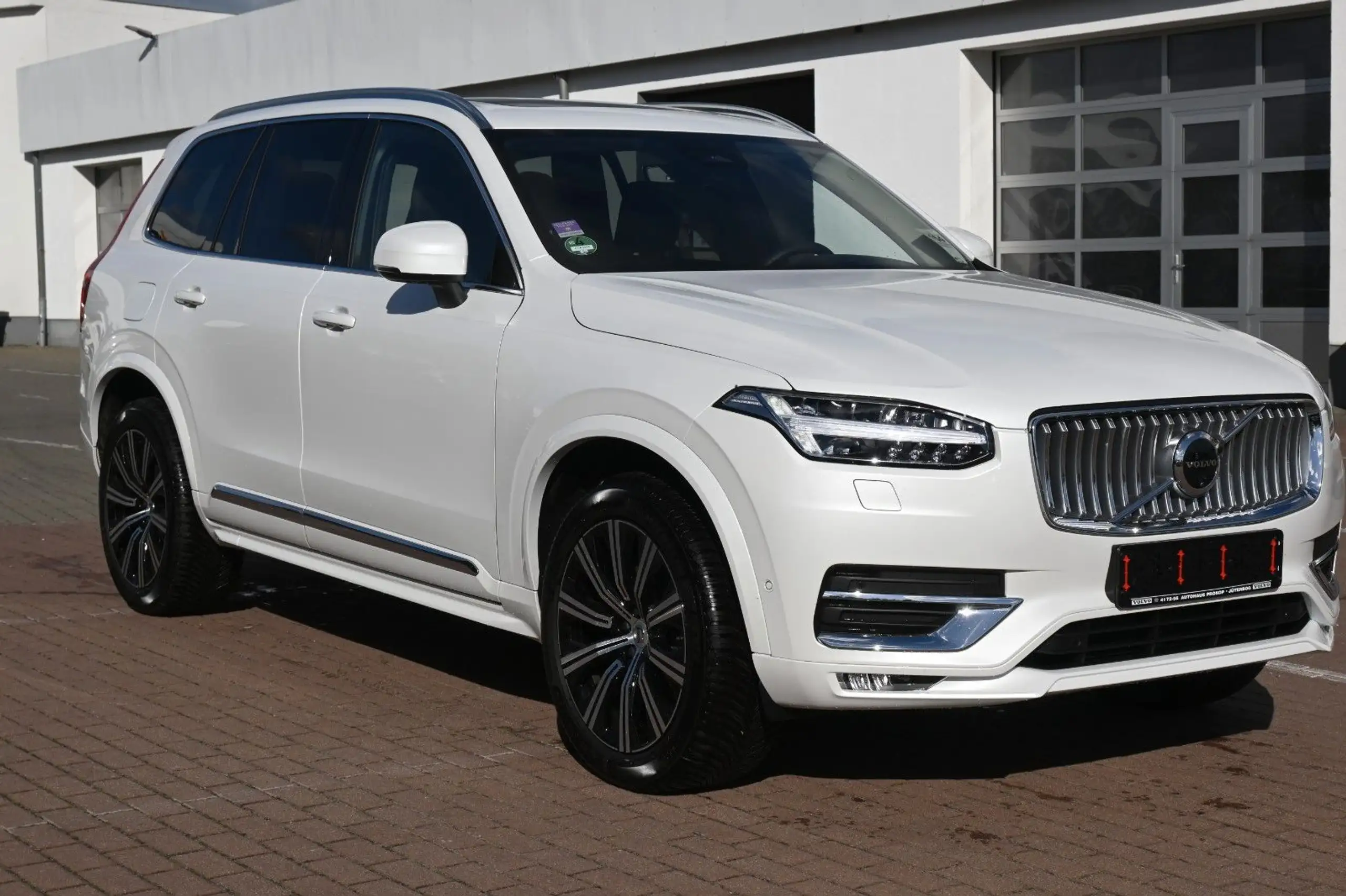 Volvo - XC90