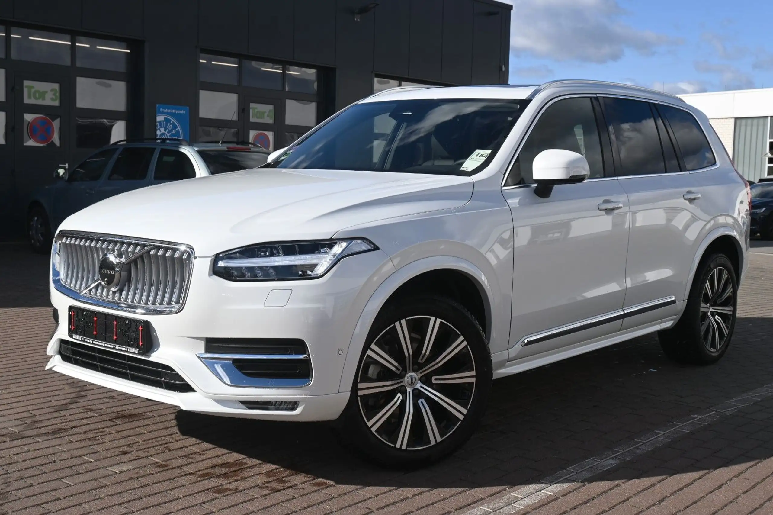 Volvo - XC90