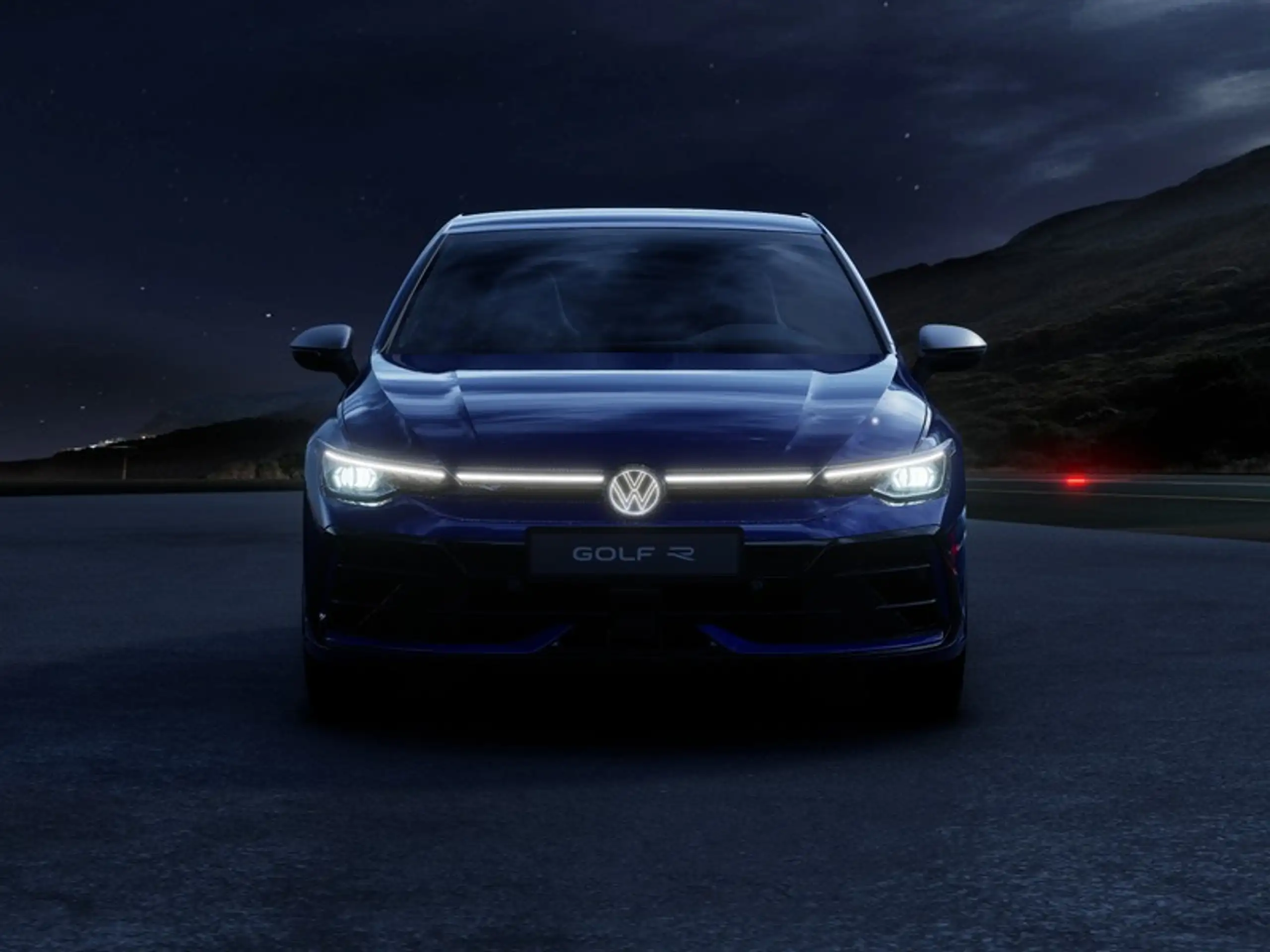 Volkswagen - Golf R