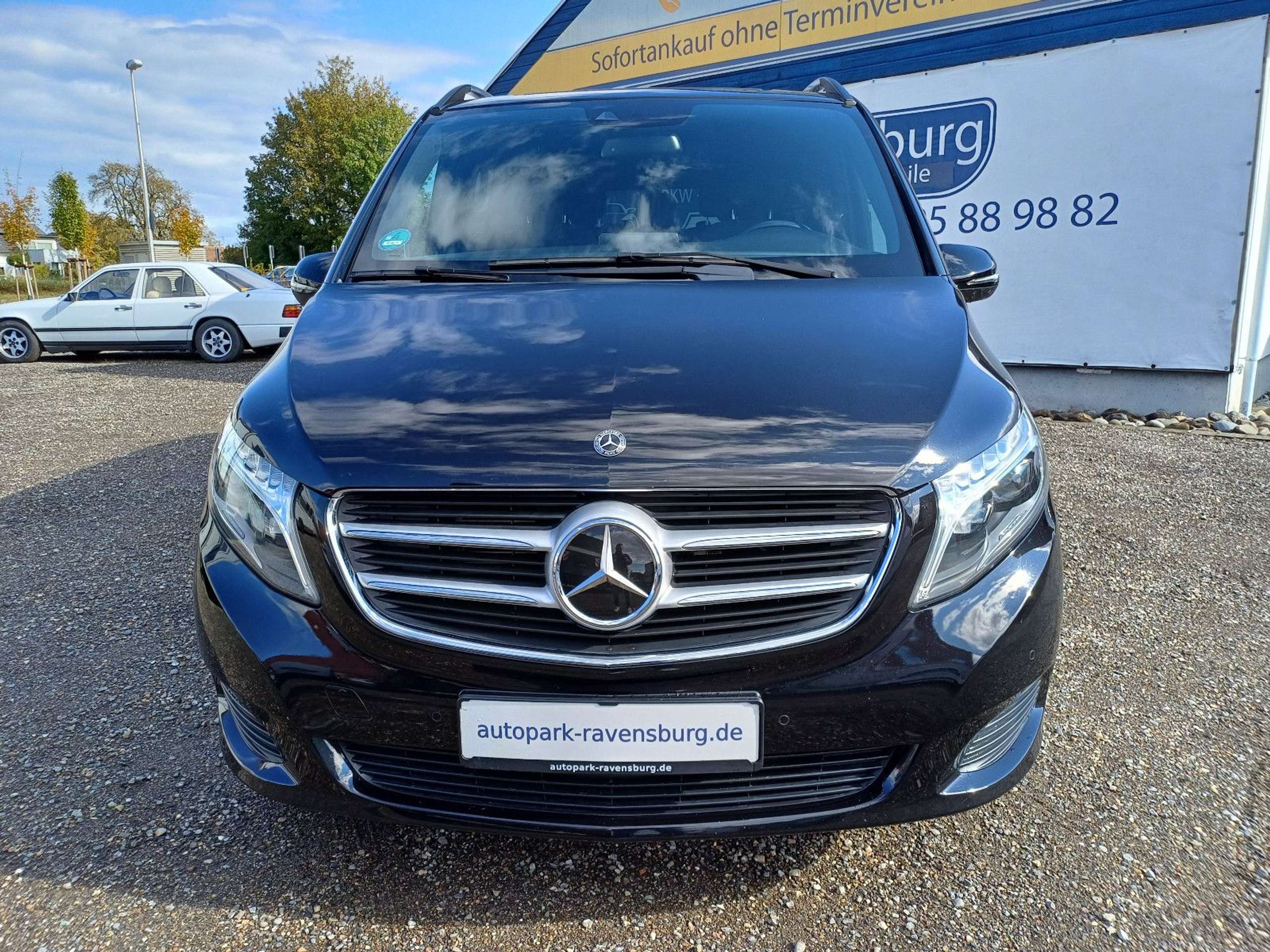 Mercedes-Benz - V 250