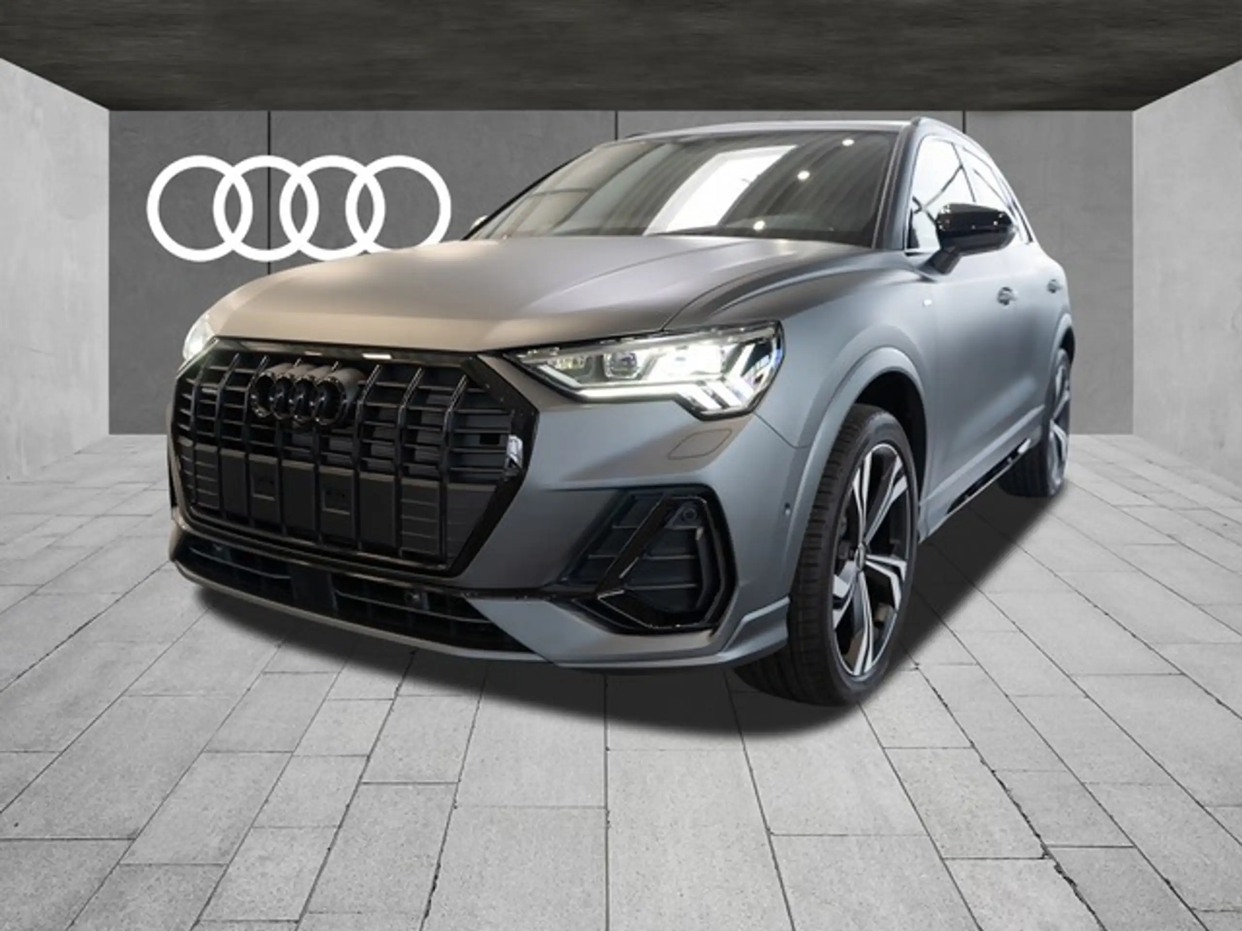 Audi - Q3