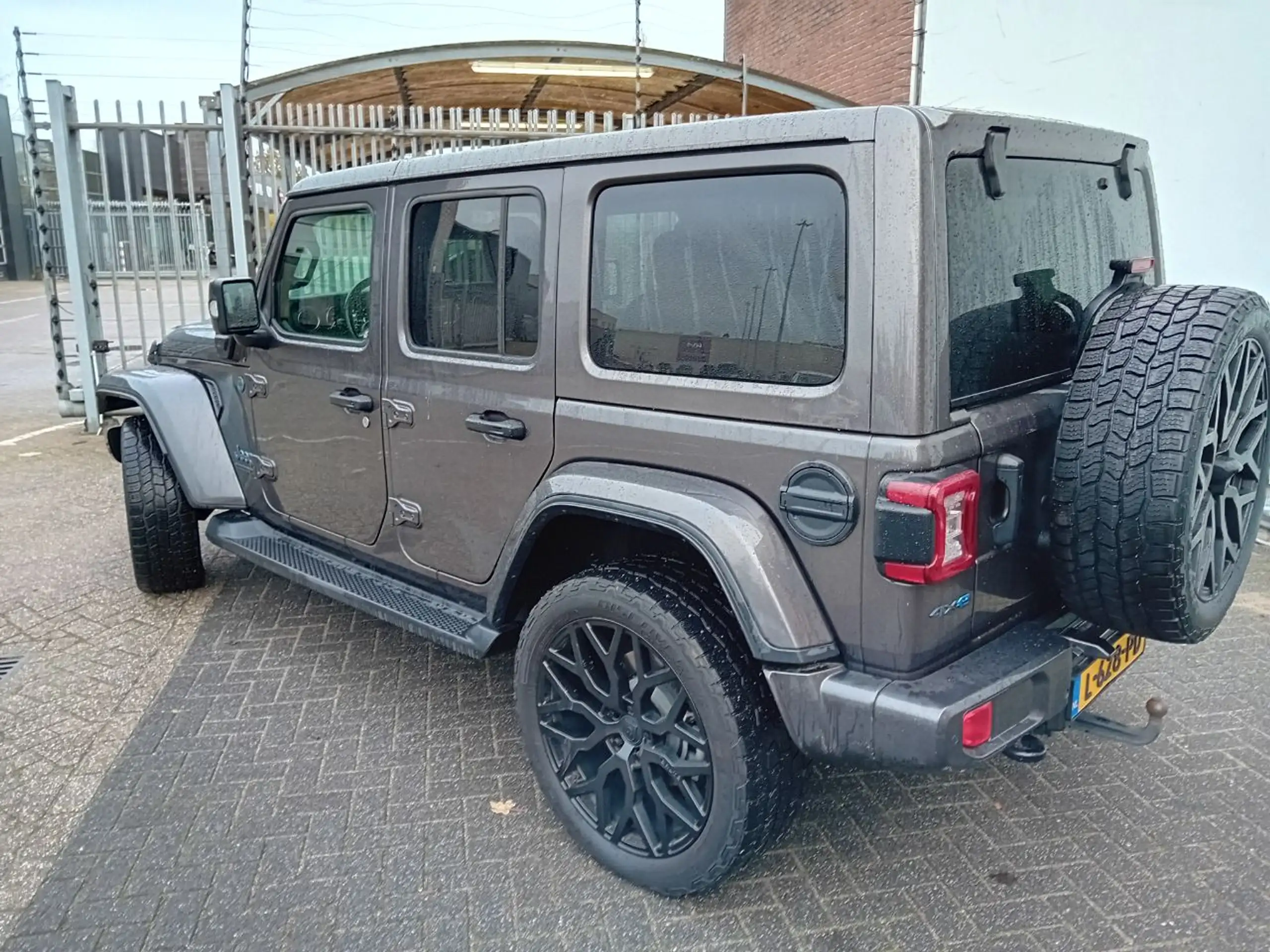 Jeep - Wrangler