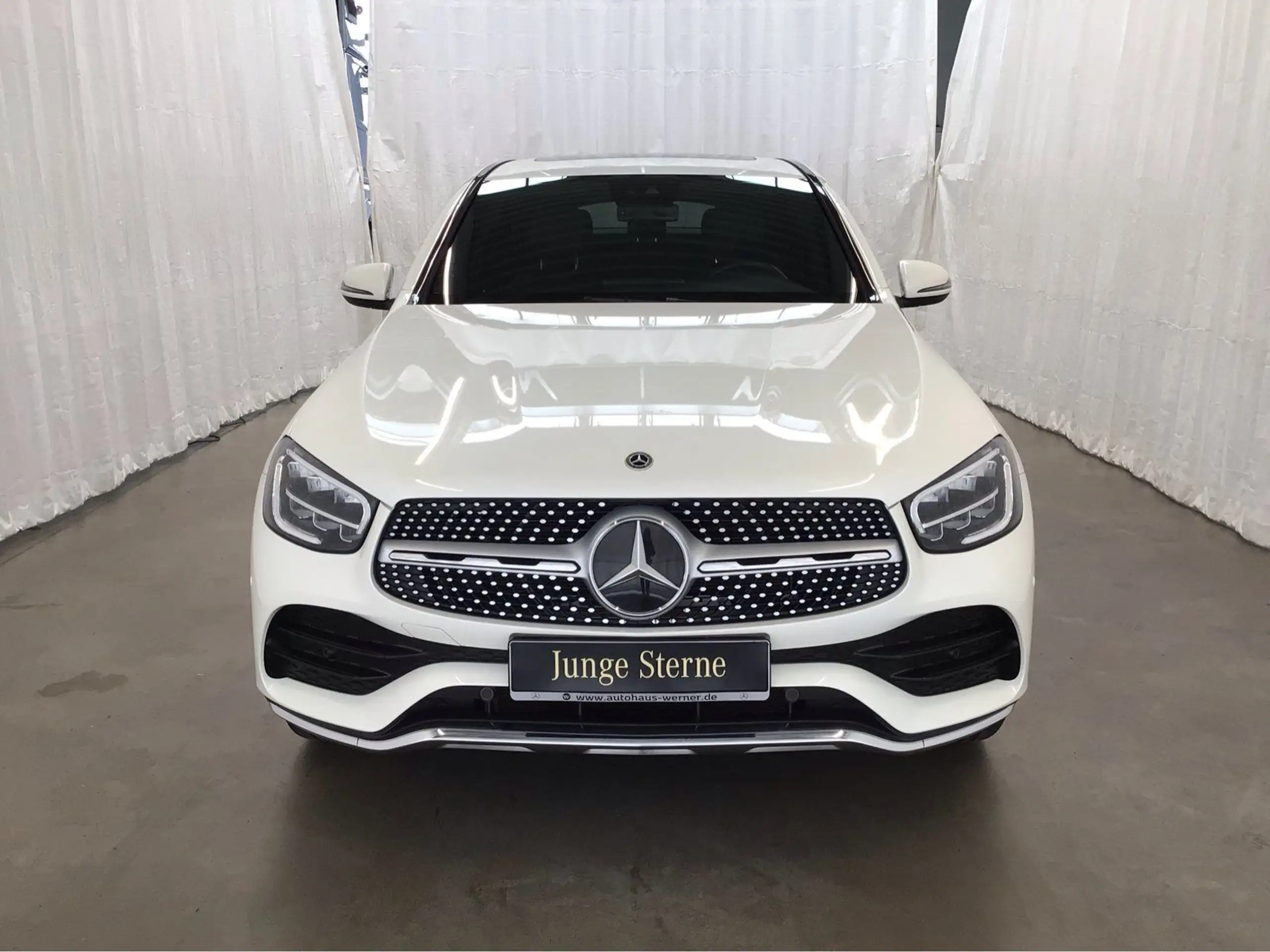 Mercedes-Benz - GLC 400