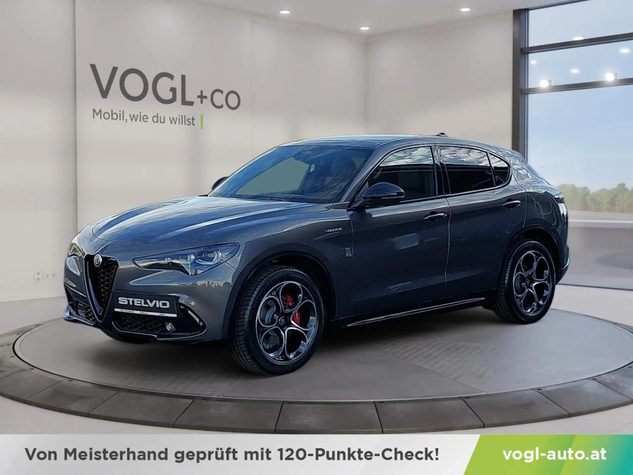 Alfa Romeo Stelvio 2023