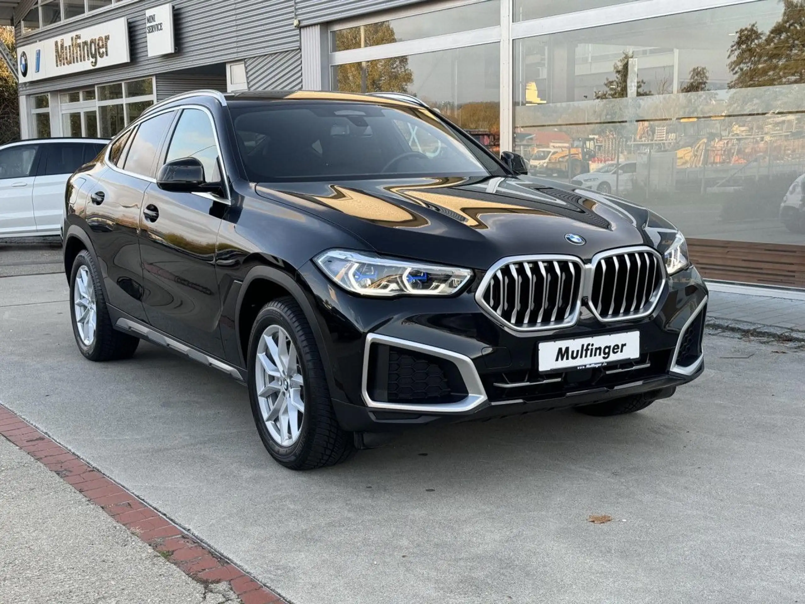 BMW - X6