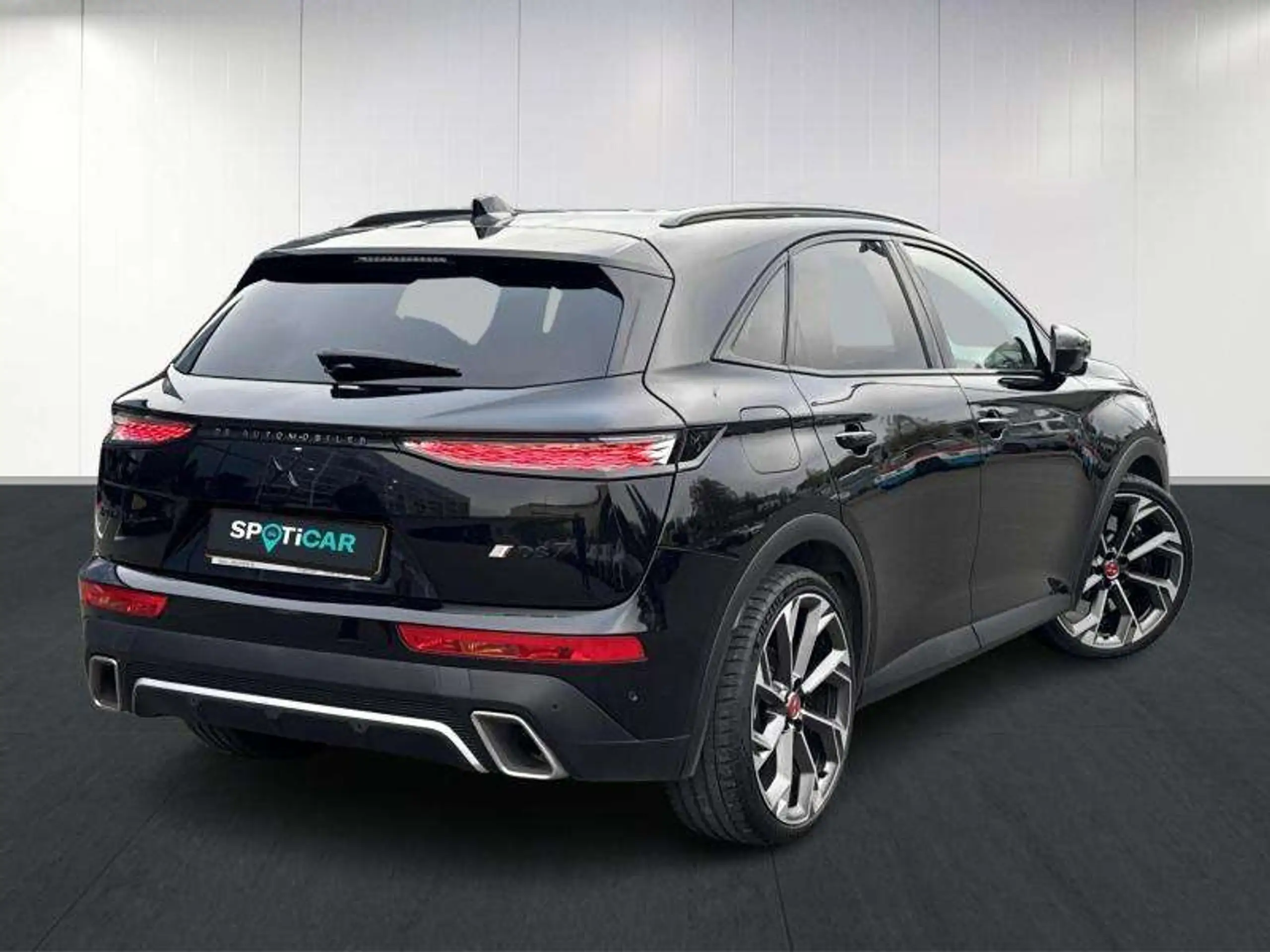 DS Automobiles - DS 7 Crossback