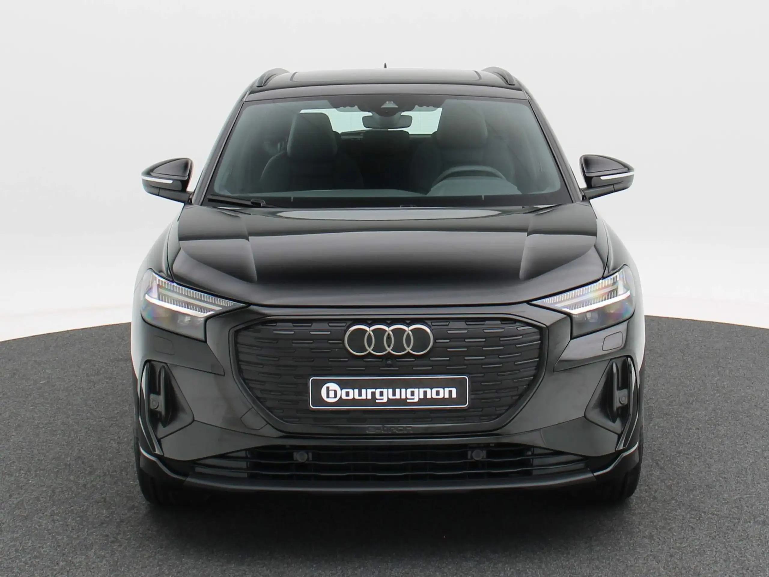 Audi - Q4 e-tron