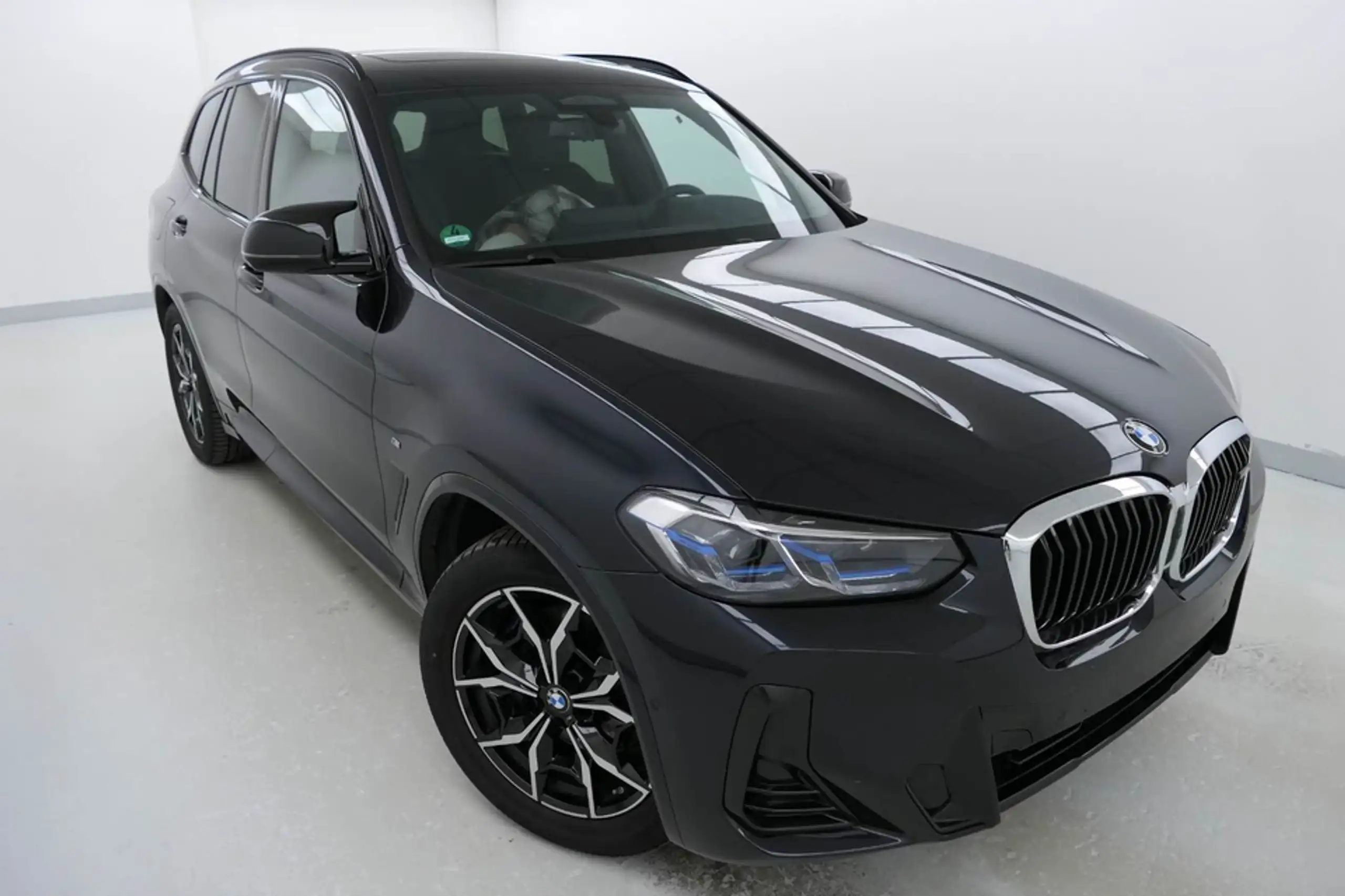 BMW - X3