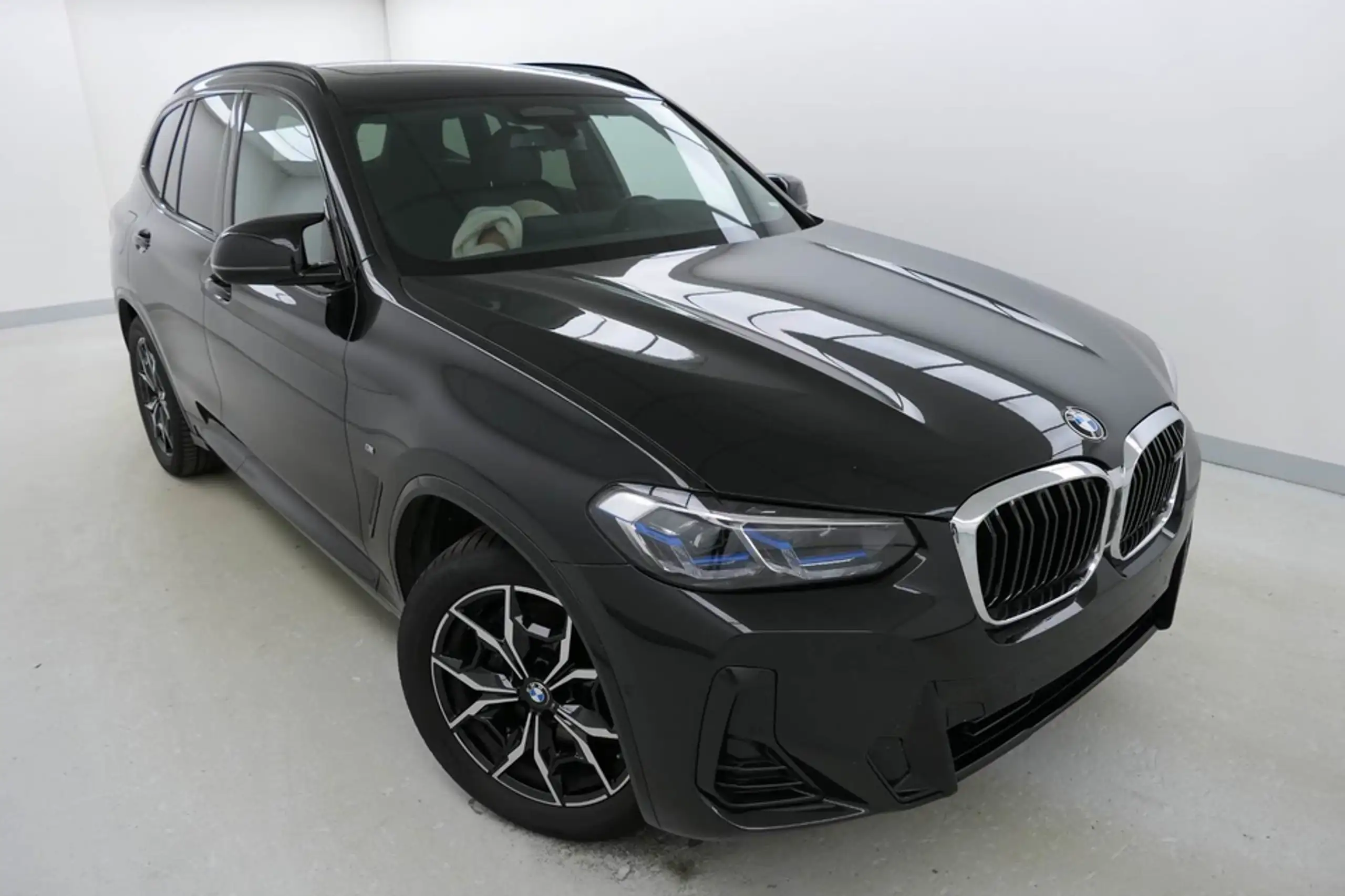 BMW - X3