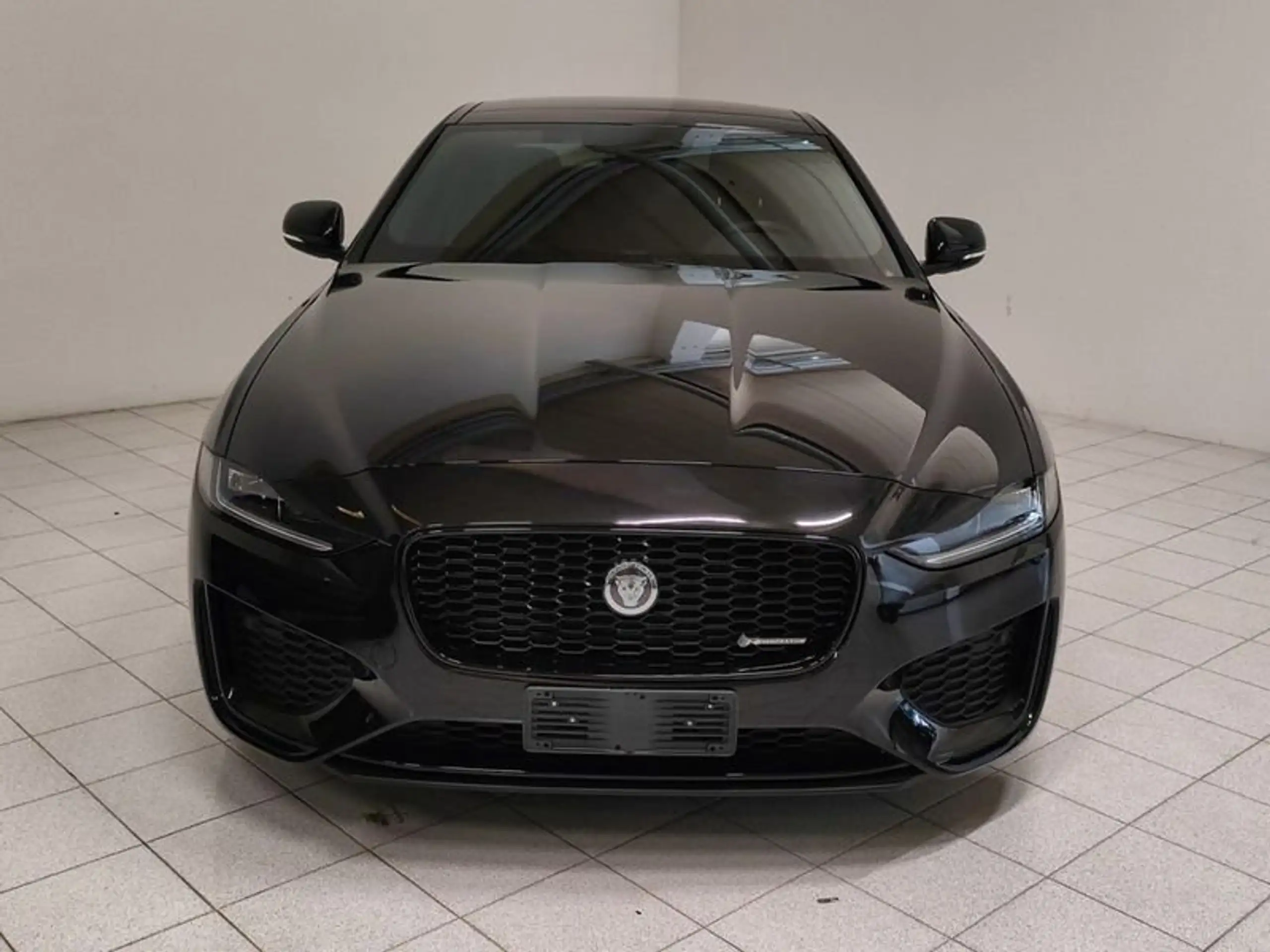 Jaguar - XE