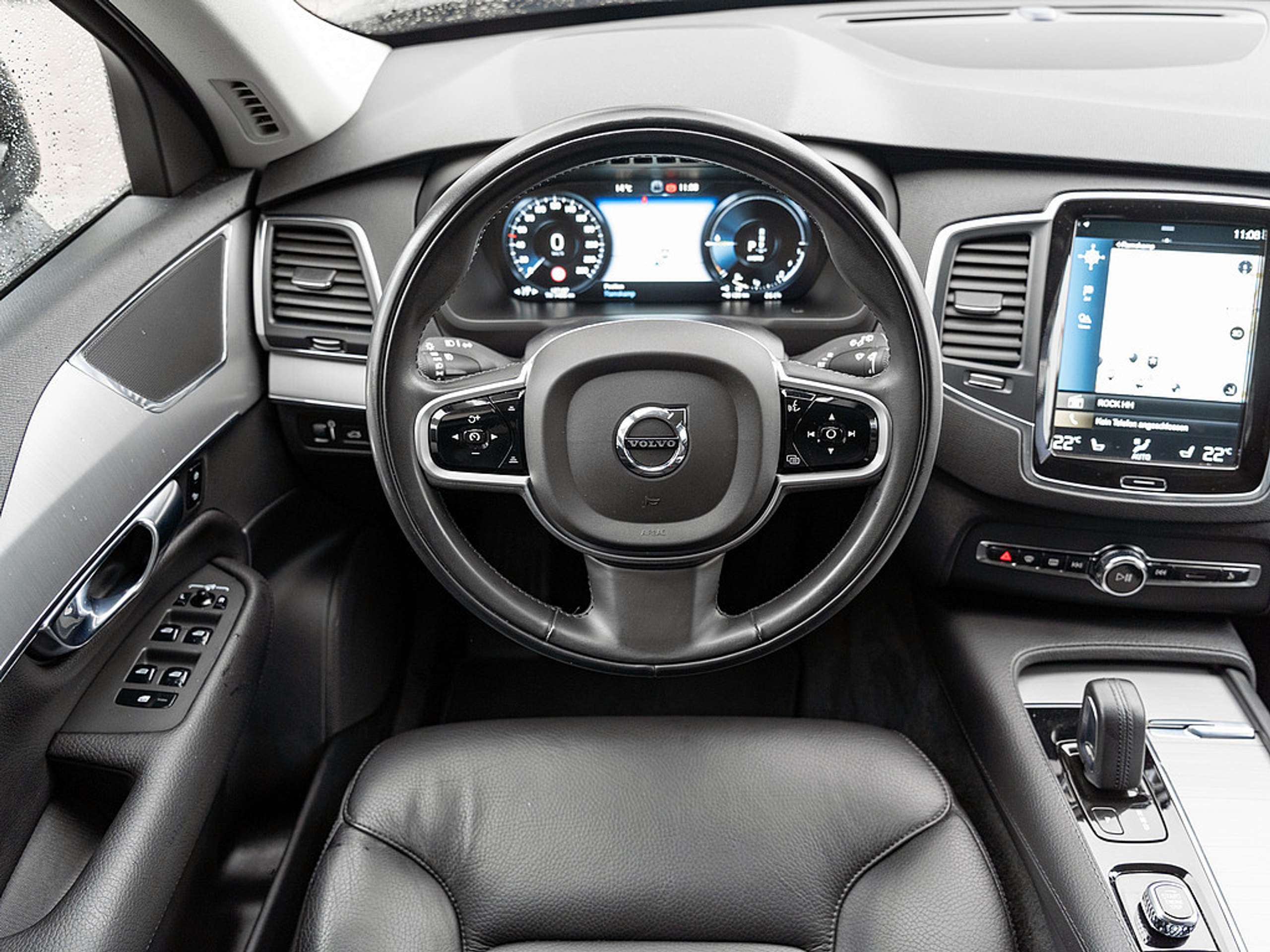 Volvo - XC90