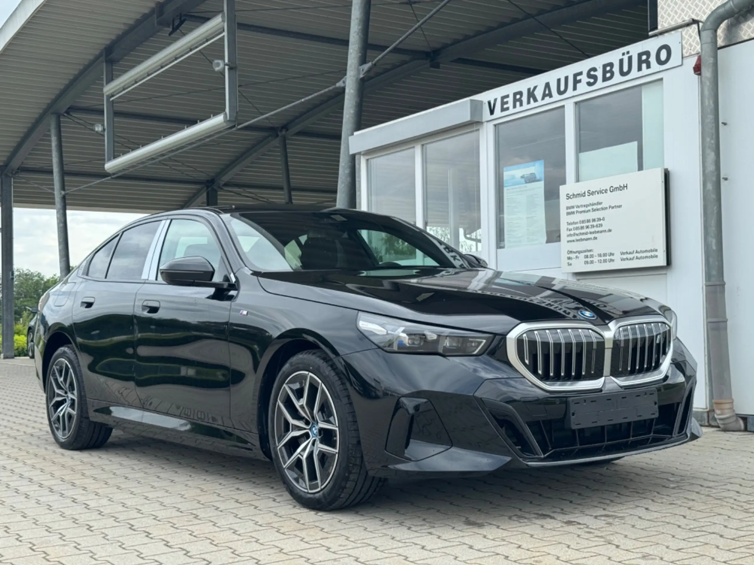 BMW - i5