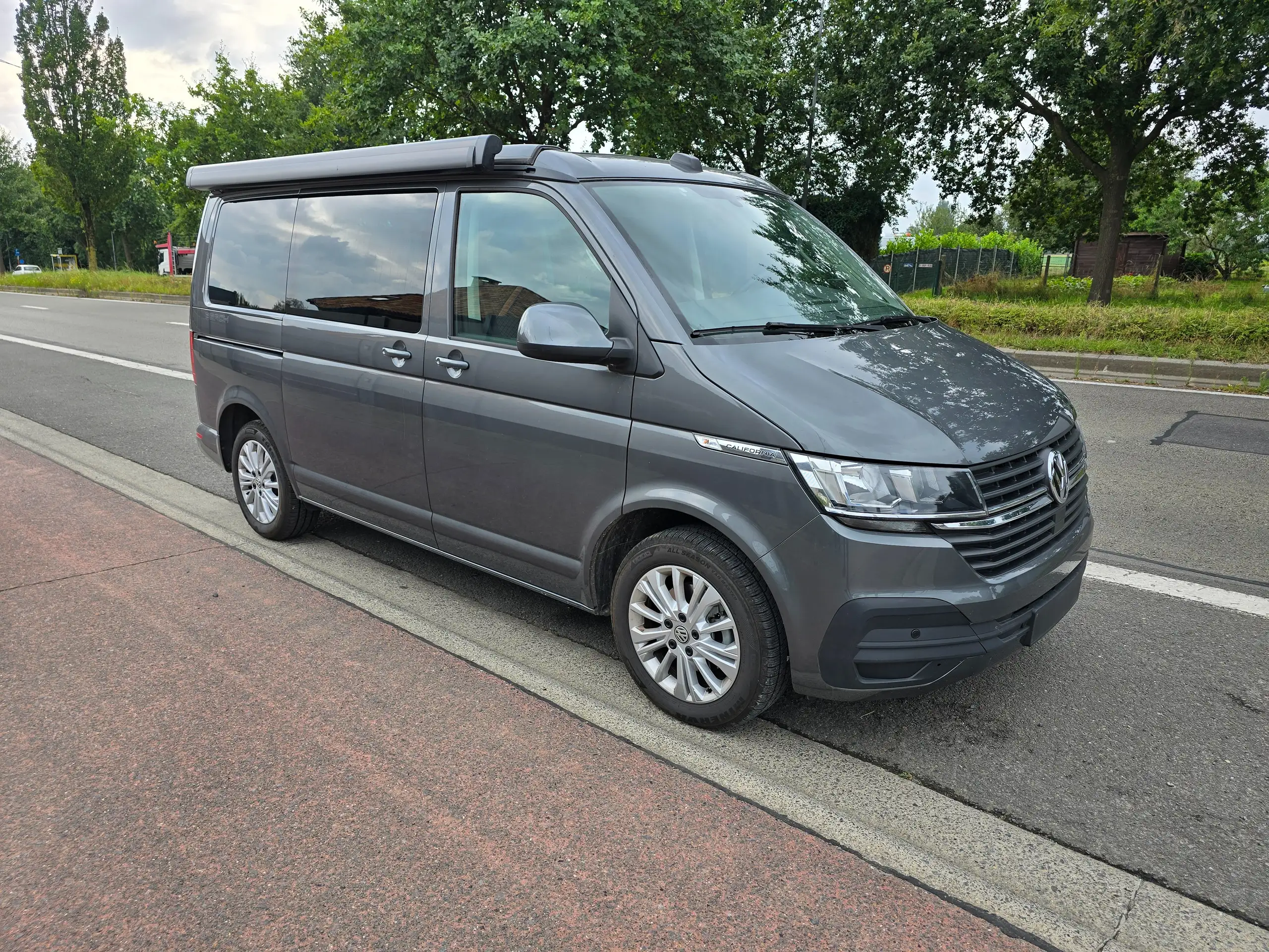 Volkswagen - T6.1 California