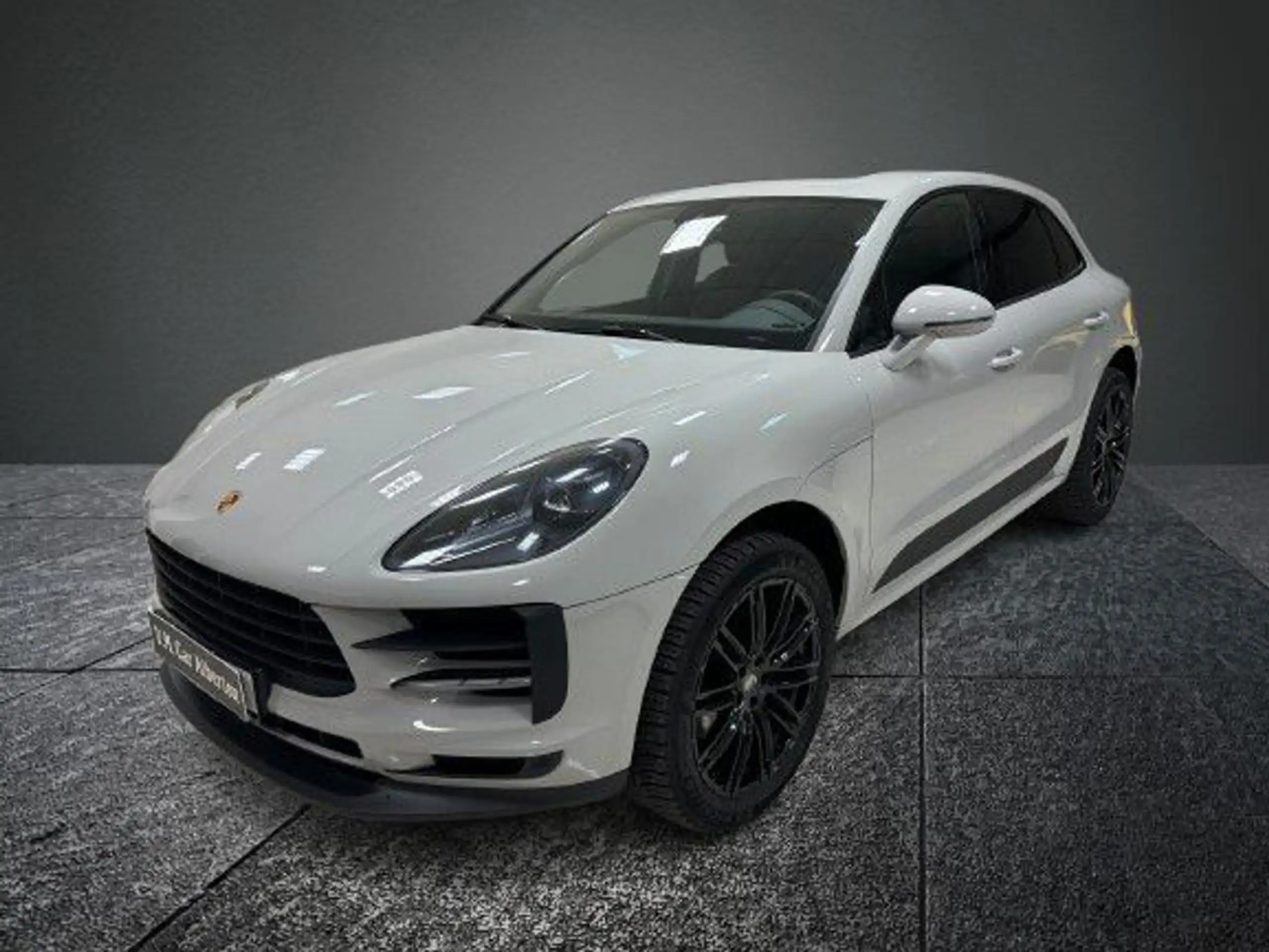 Porsche - Macan