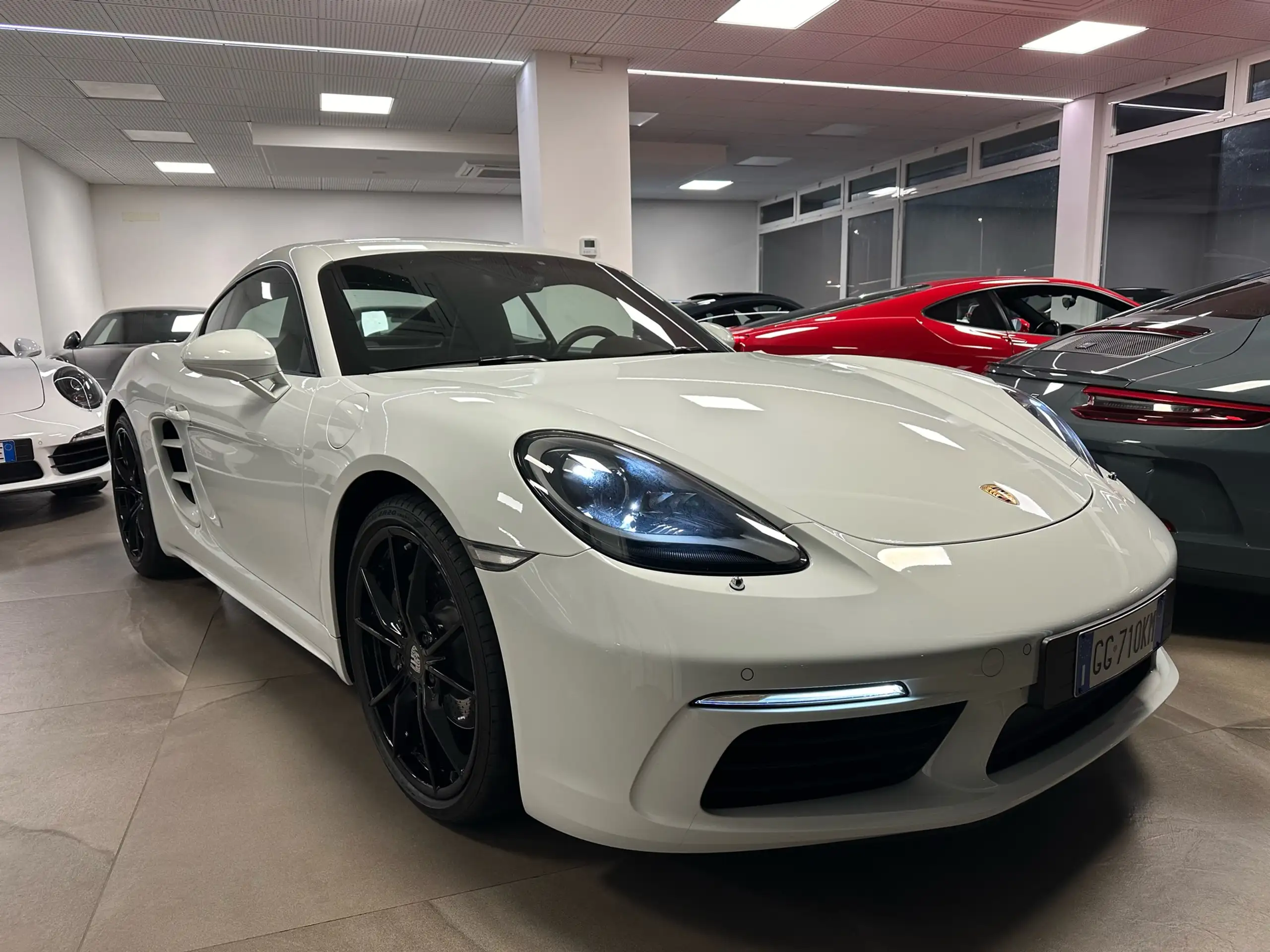 Porsche - Cayman