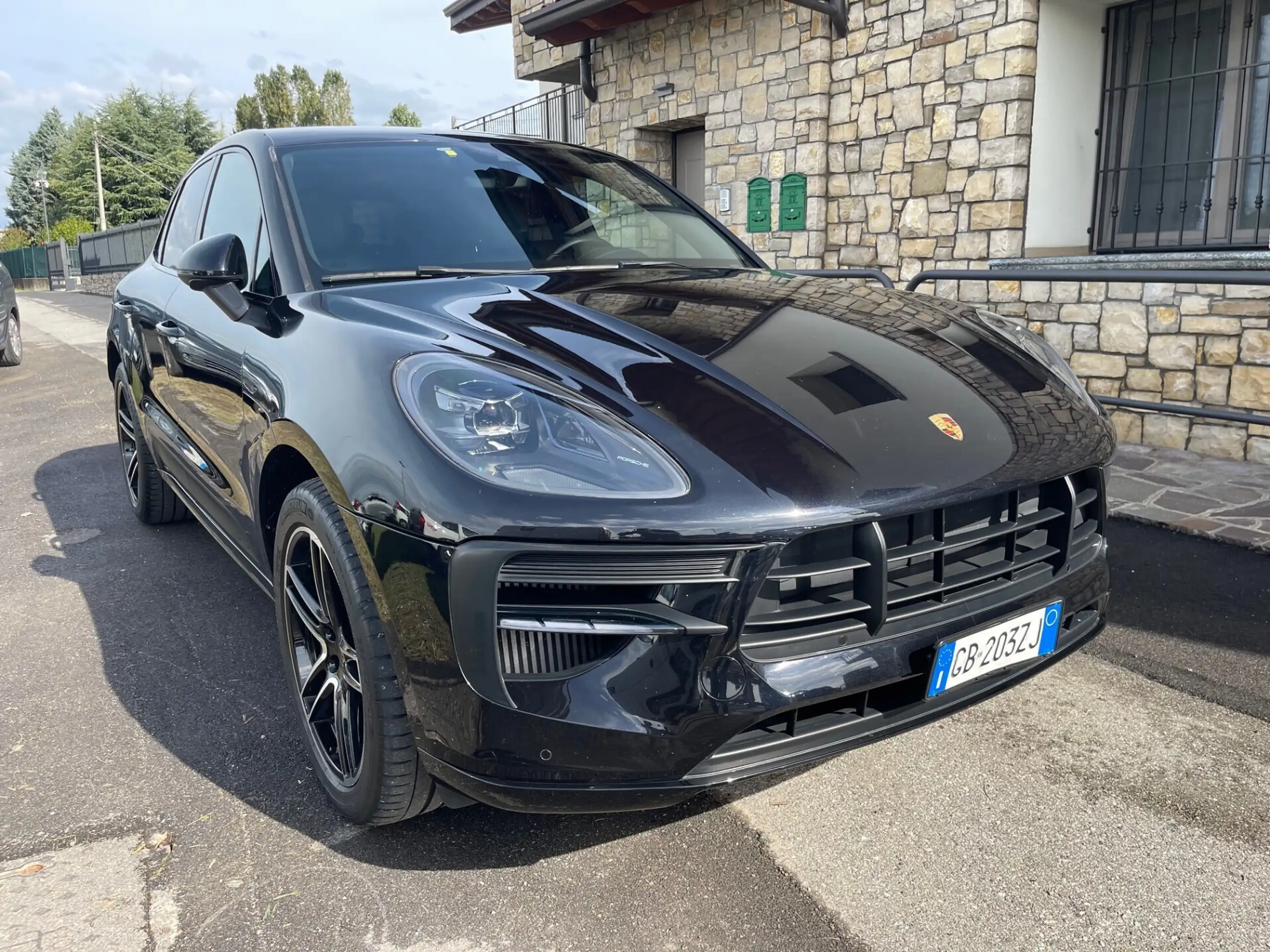 Porsche - Macan