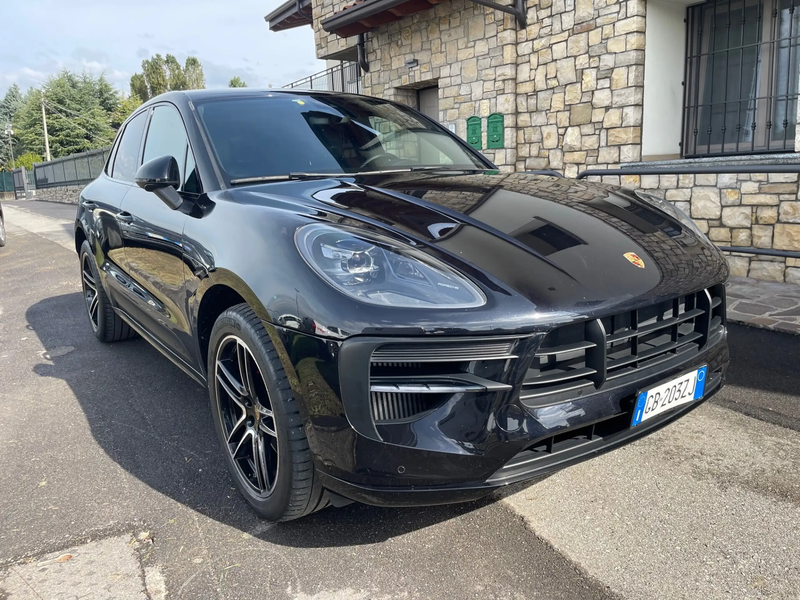 Porsche - Macan