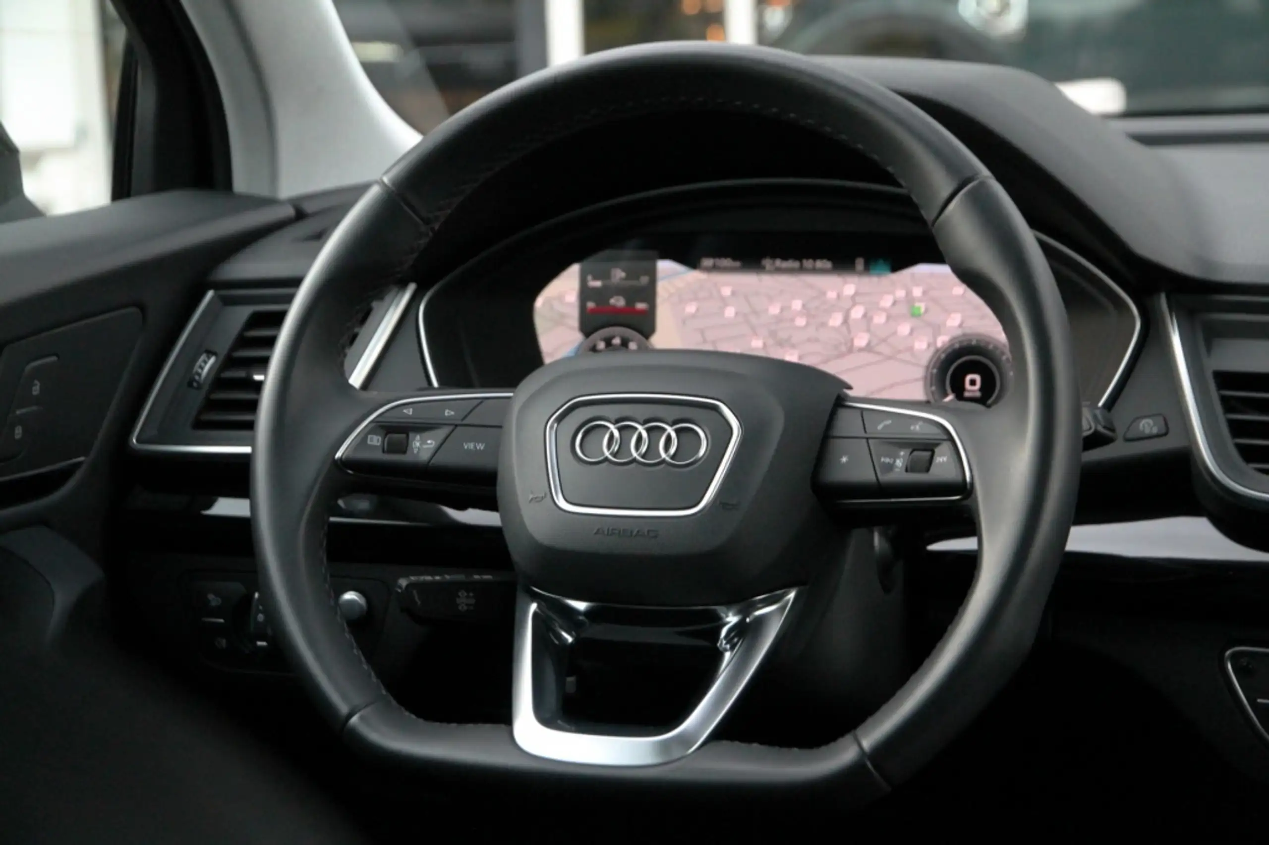 Audi - Q5