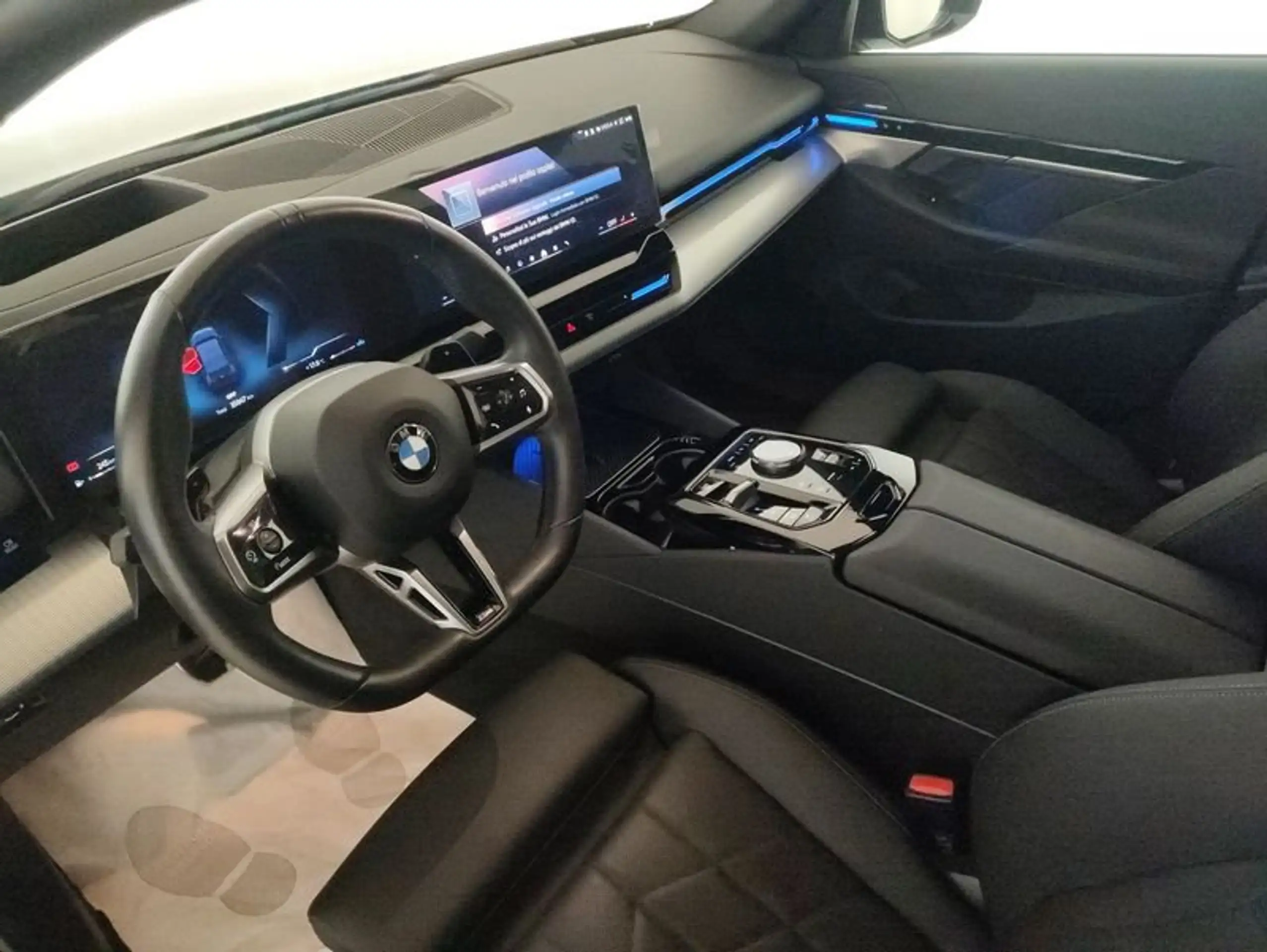 BMW - 520