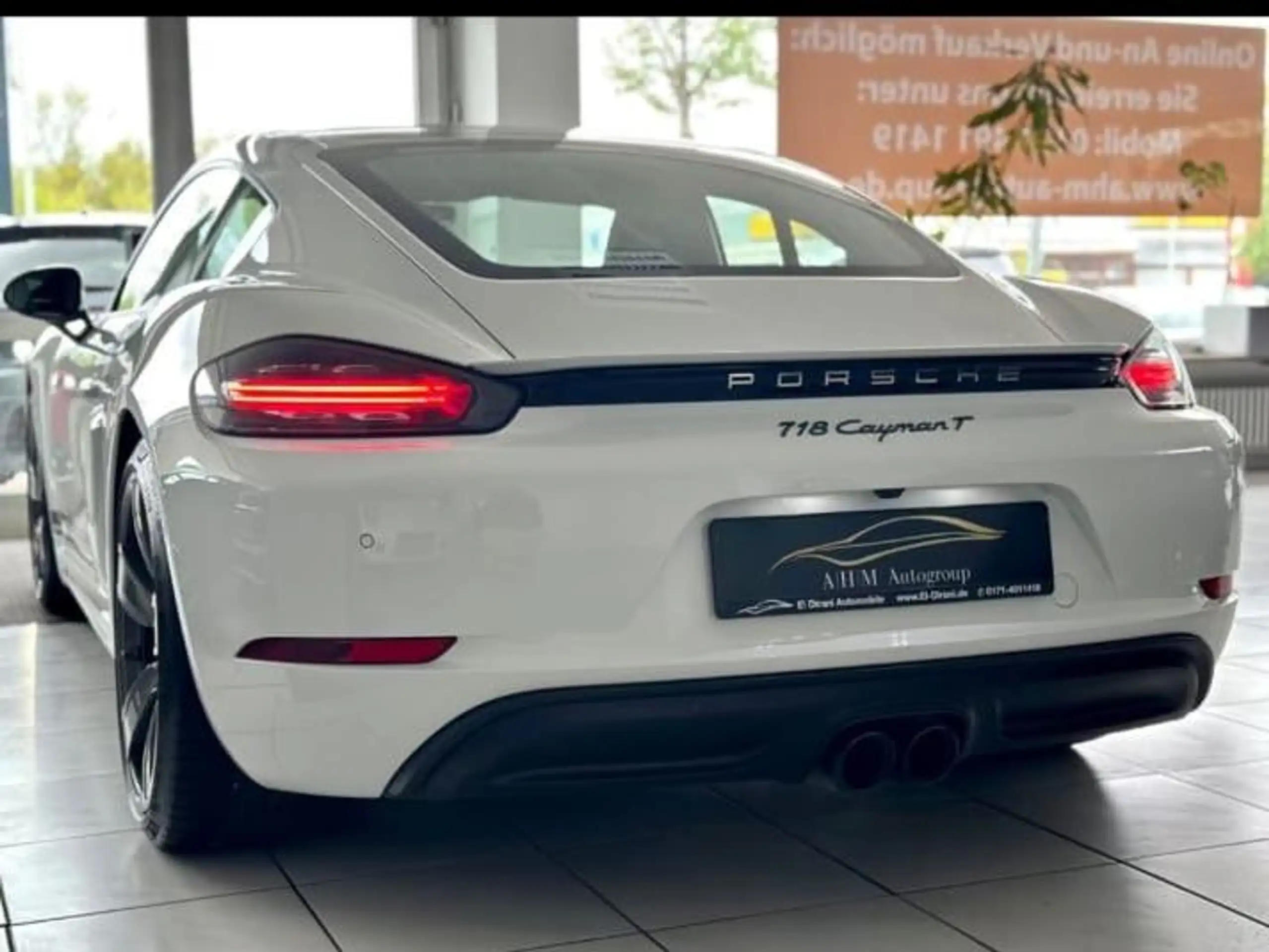 Porsche - Cayman