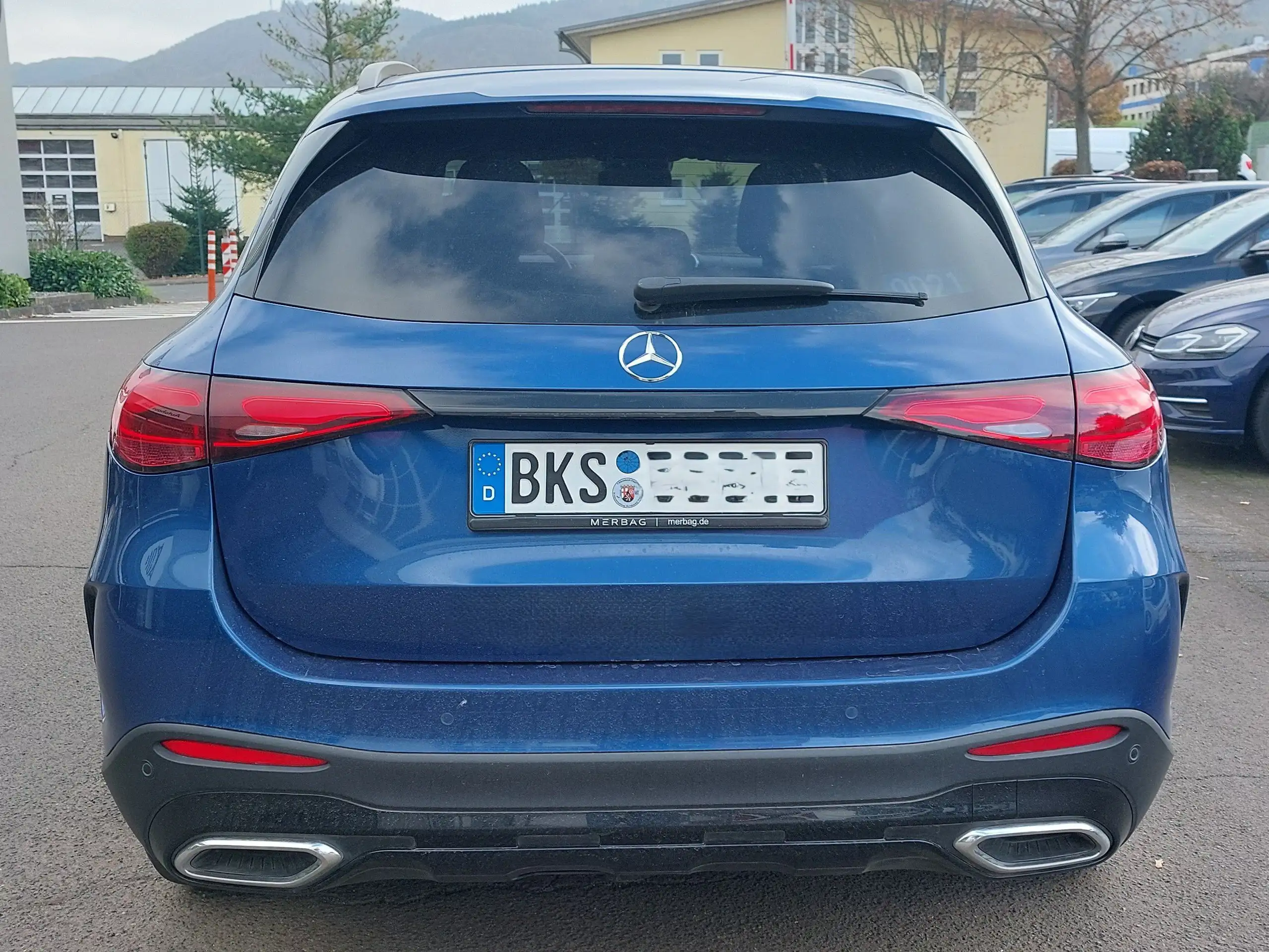 Mercedes-Benz - GLC 300