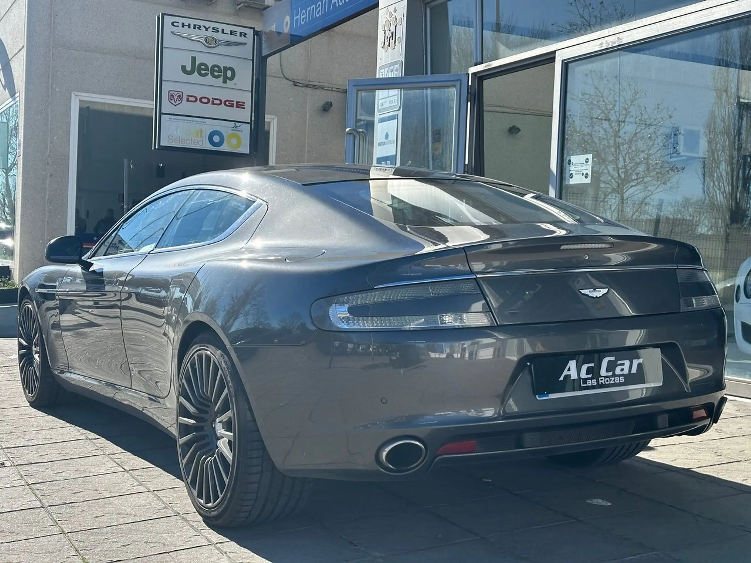 Aston Martin - Rapide