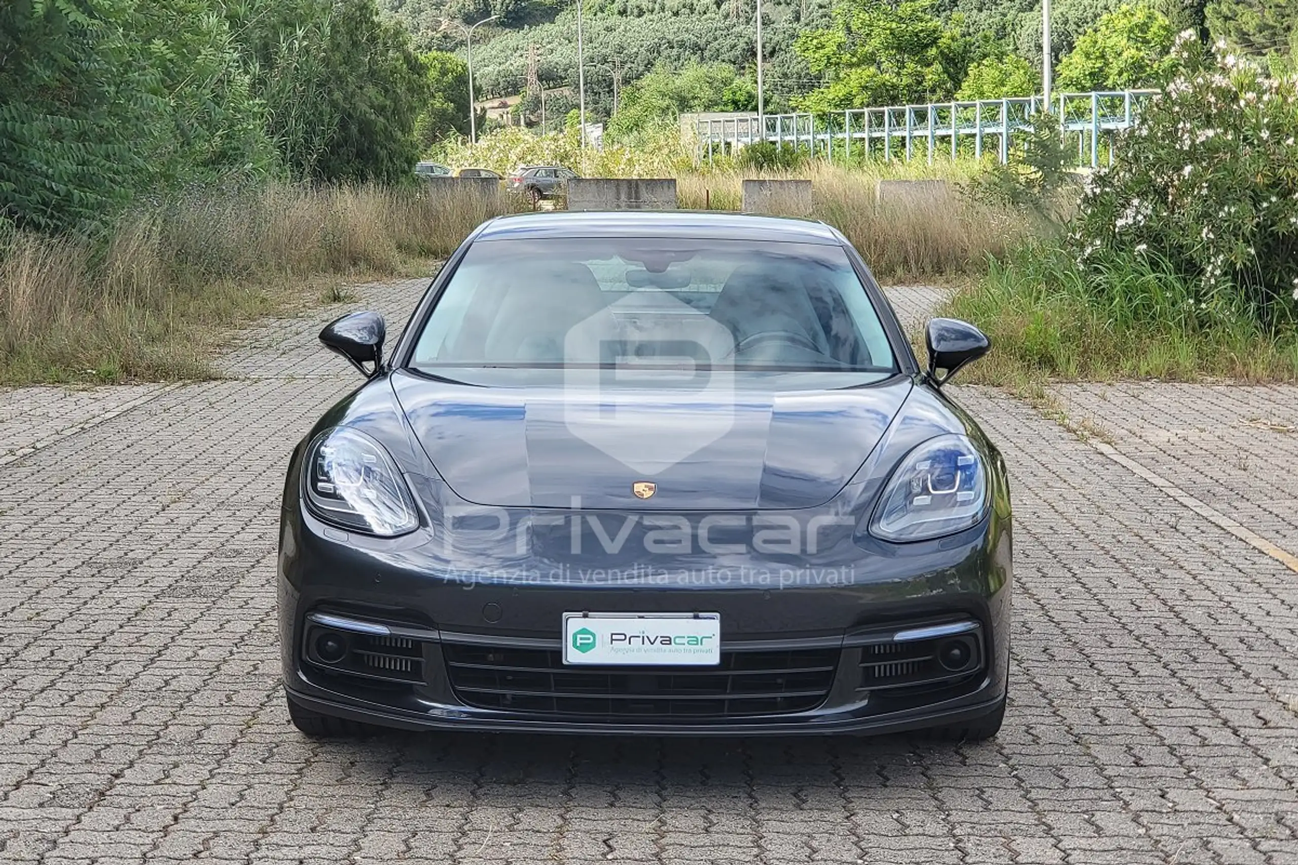 Porsche - Panamera