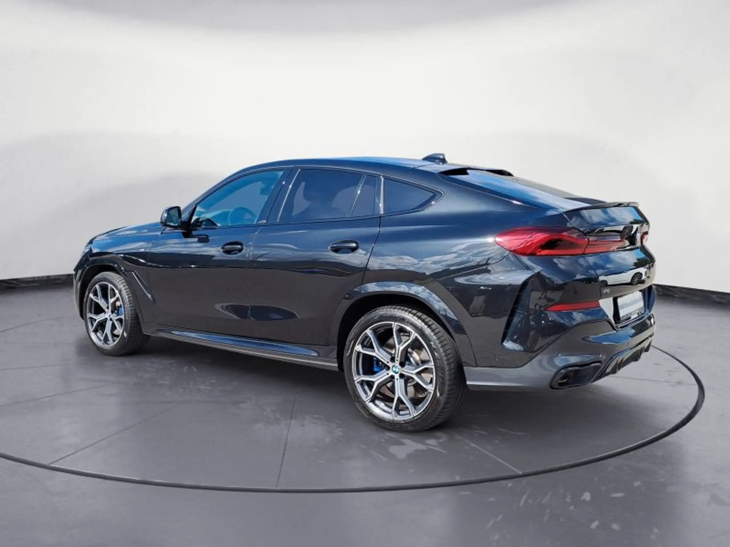 BMW - X6 M