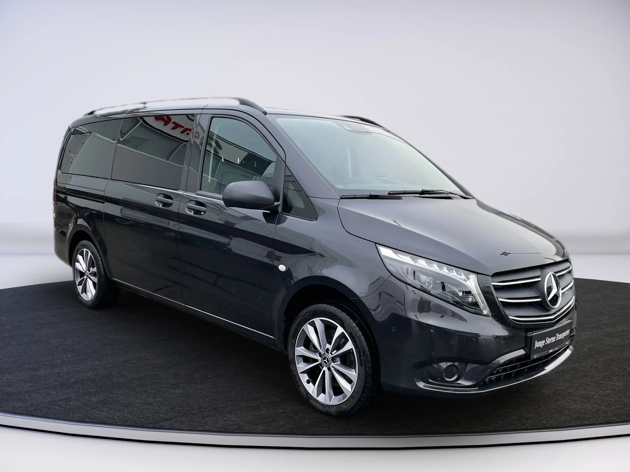 Mercedes-Benz - Vito