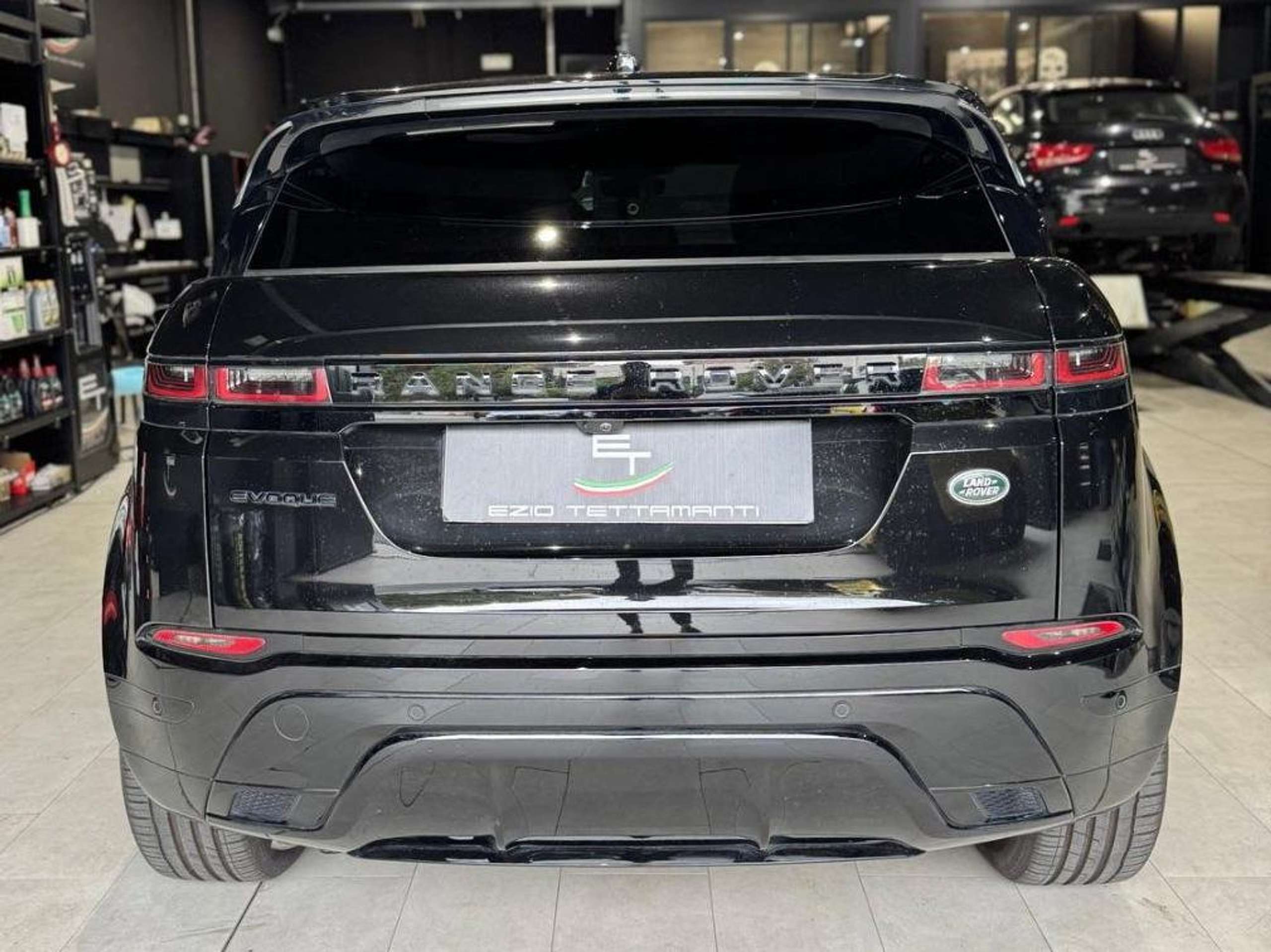 Land Rover - Range Rover Evoque