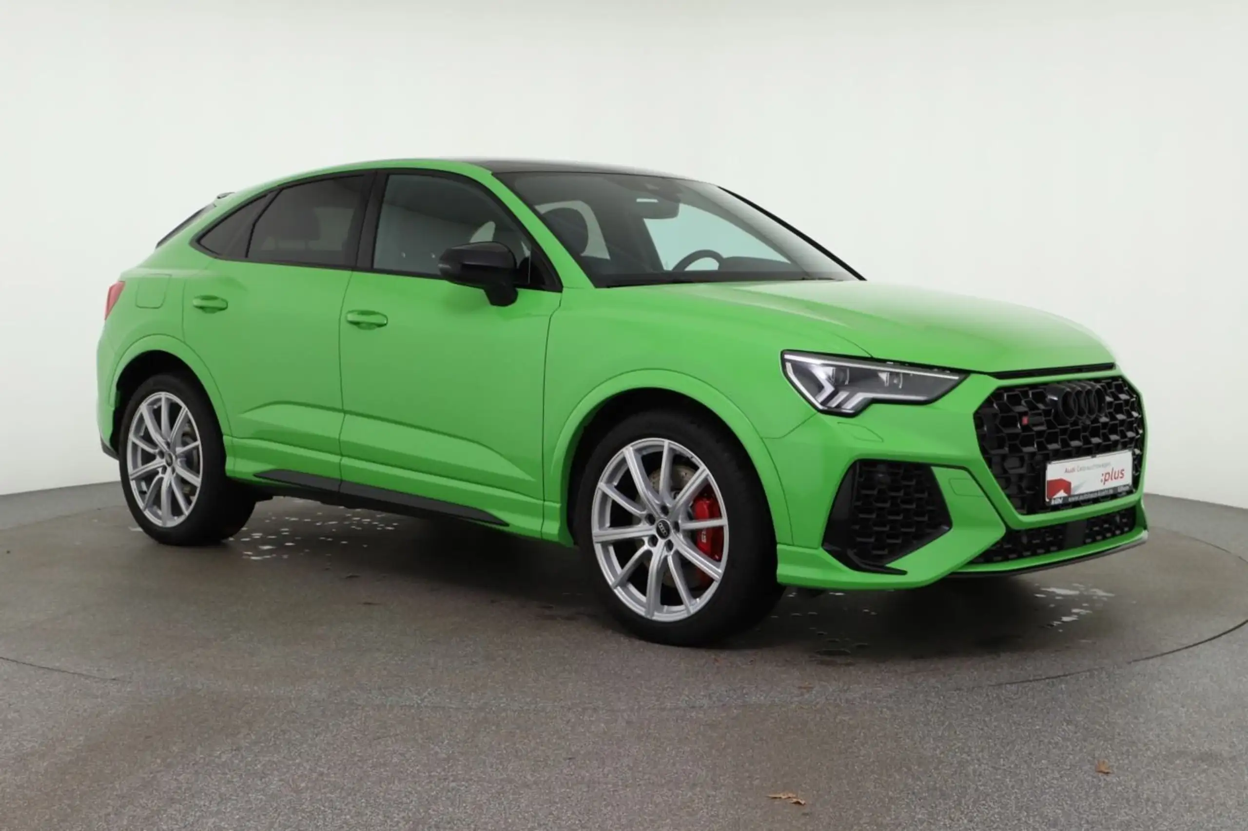 Audi - RS Q3