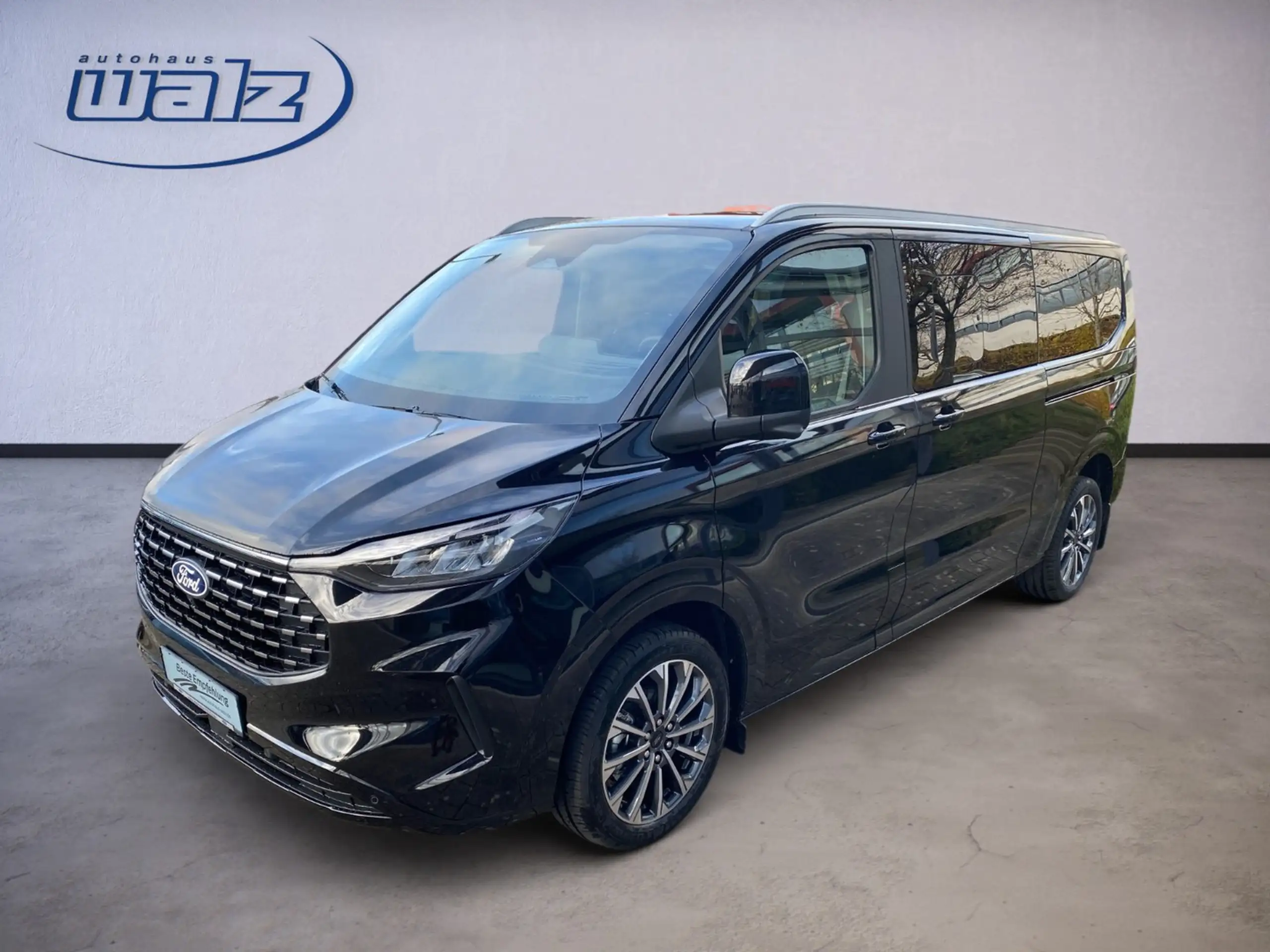 Ford Tourneo Custom 2023