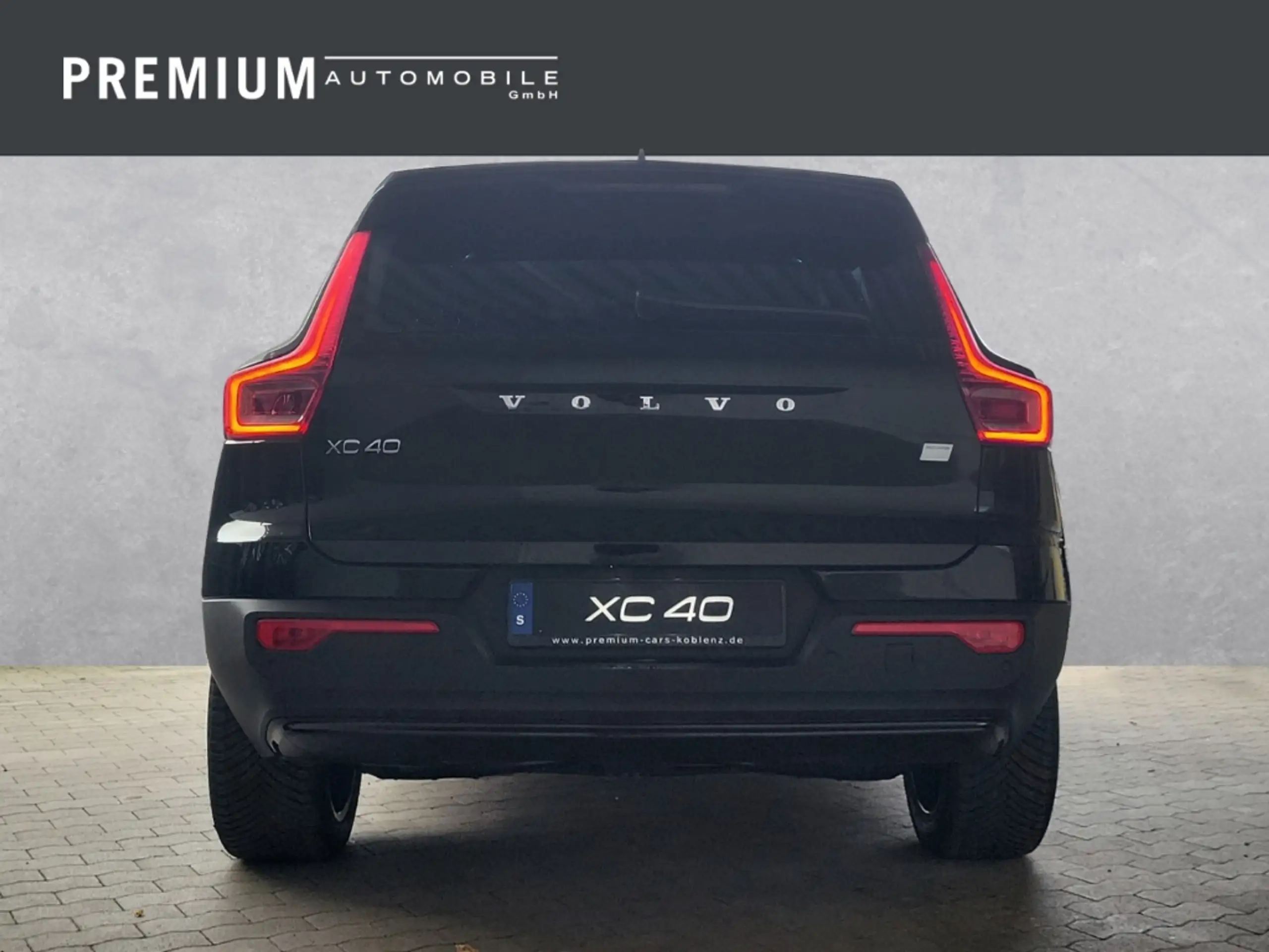 Volvo - XC40