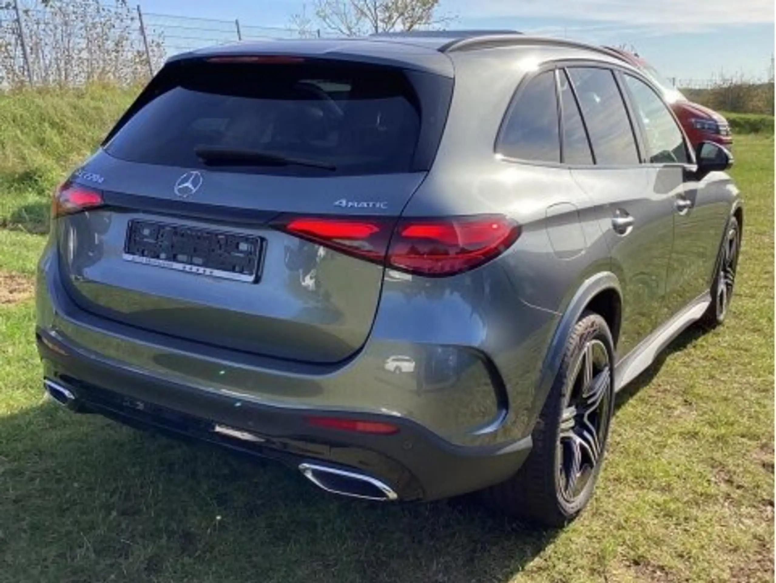 Mercedes-Benz - GLC 220