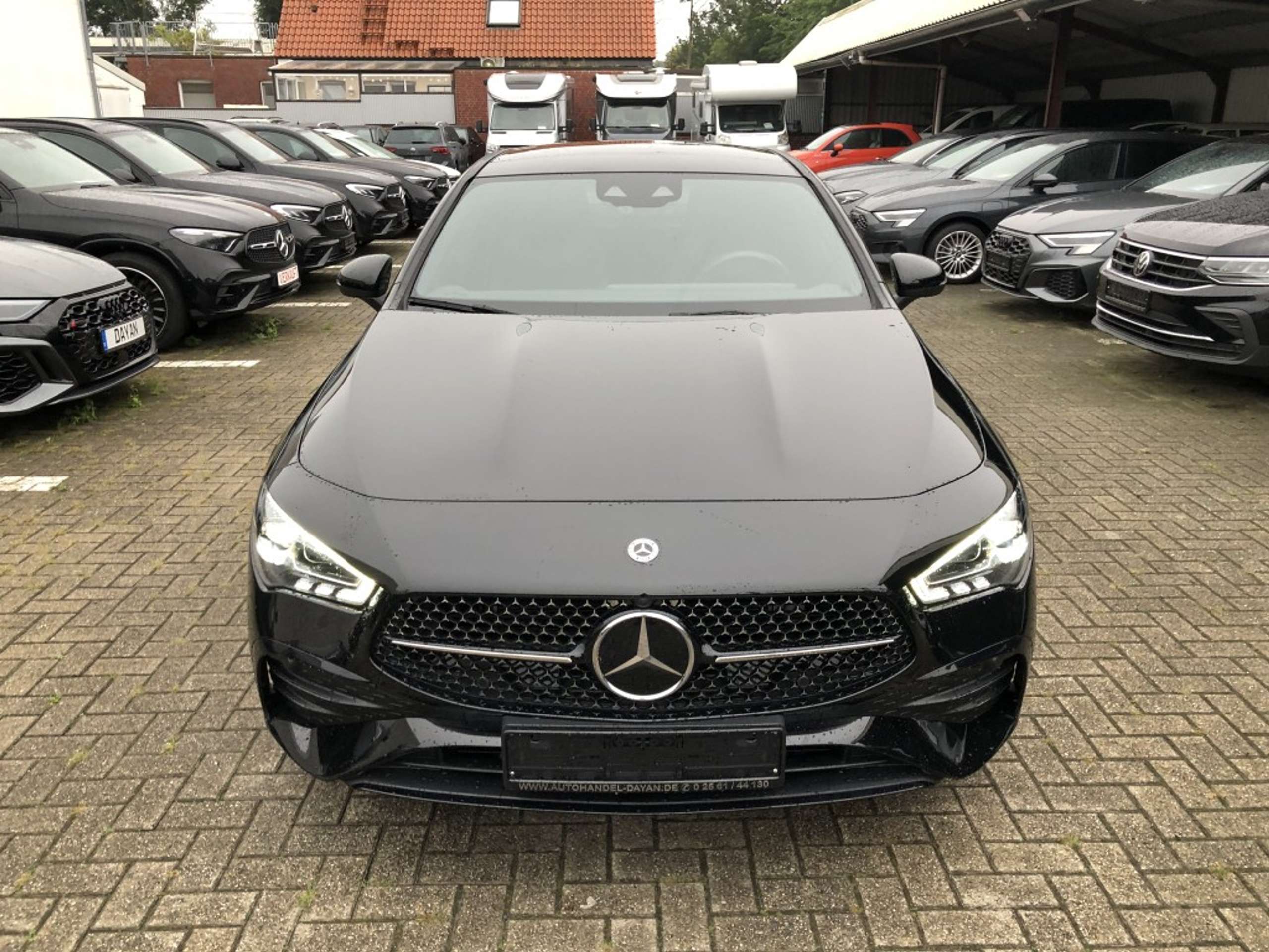 Mercedes-Benz - CLA 250