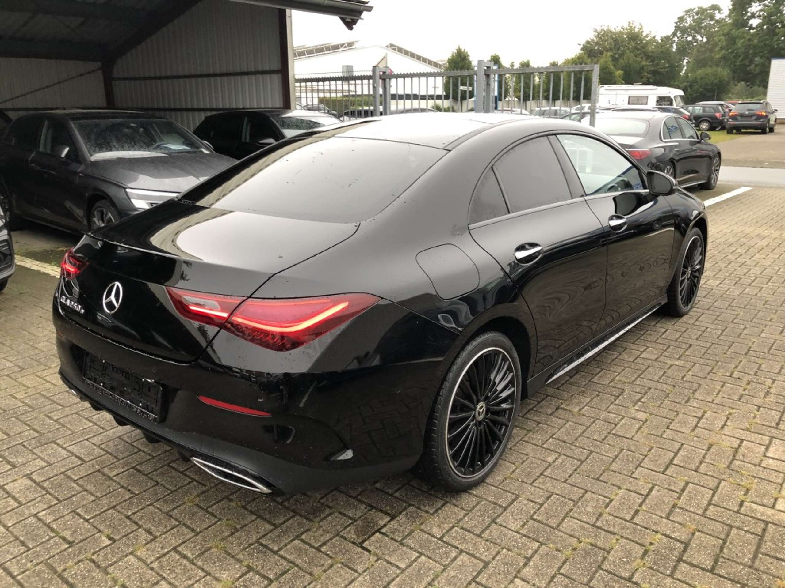 Mercedes-Benz - CLA 250