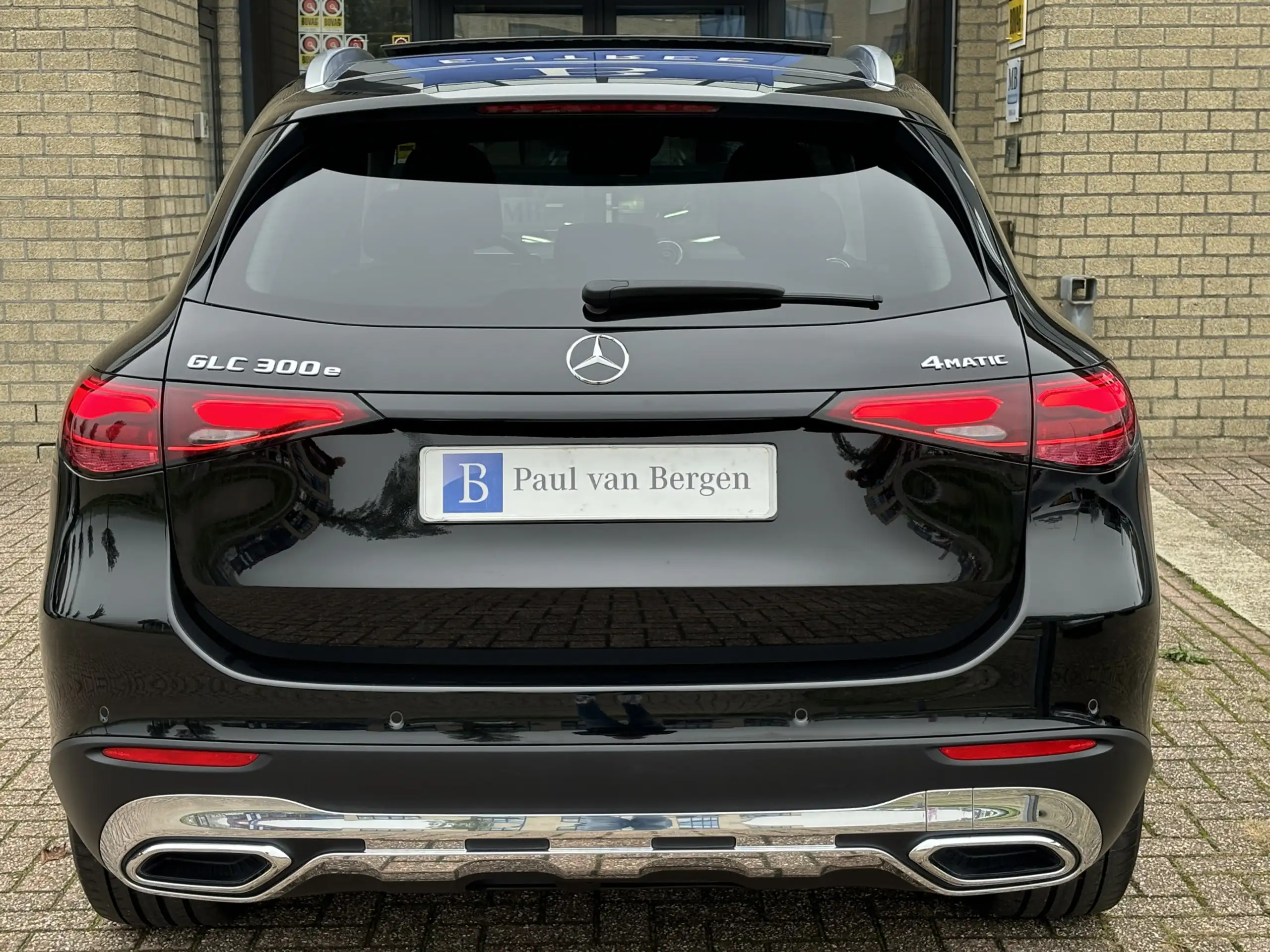 Mercedes-Benz - GLC 300