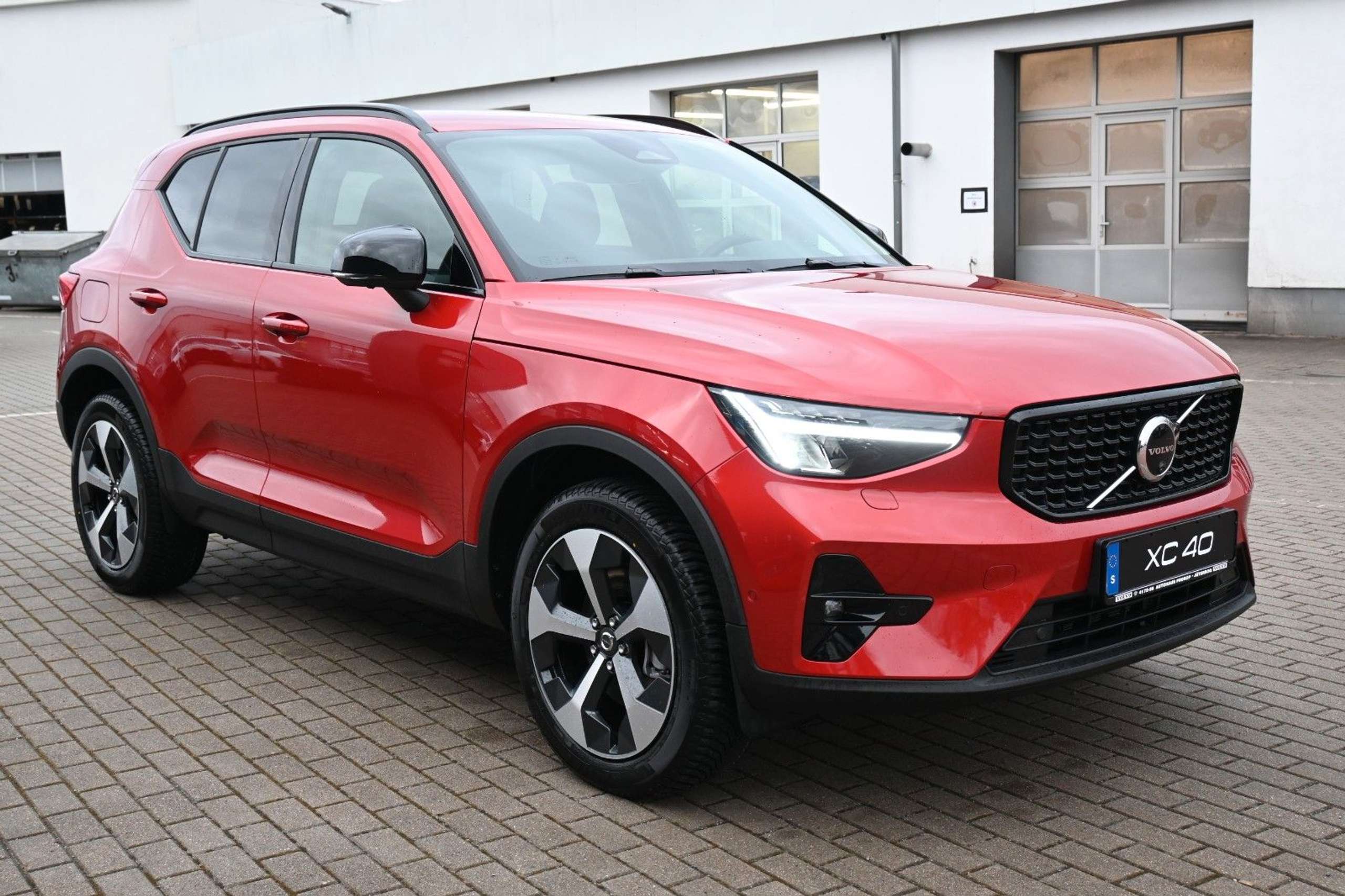 Volvo - XC40