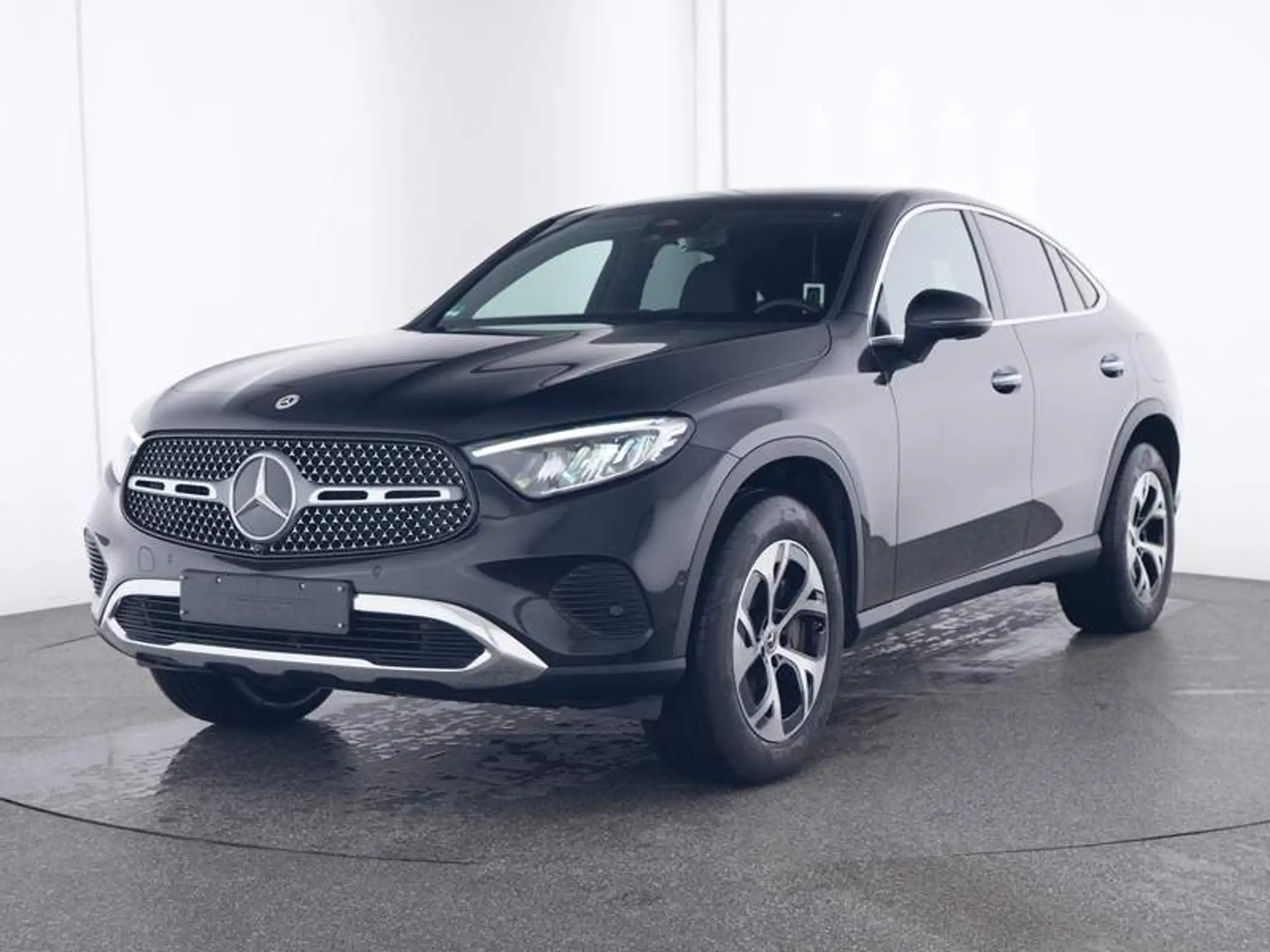 Mercedes-Benz GLC 300 2023