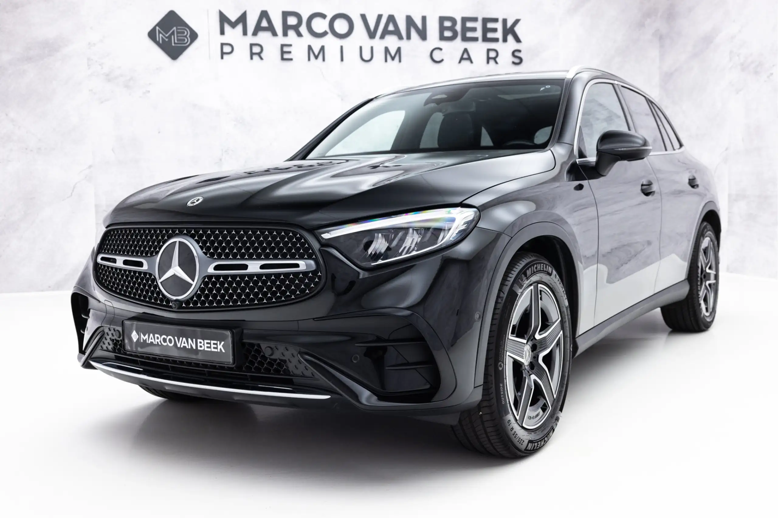 Mercedes-Benz - GLC 200