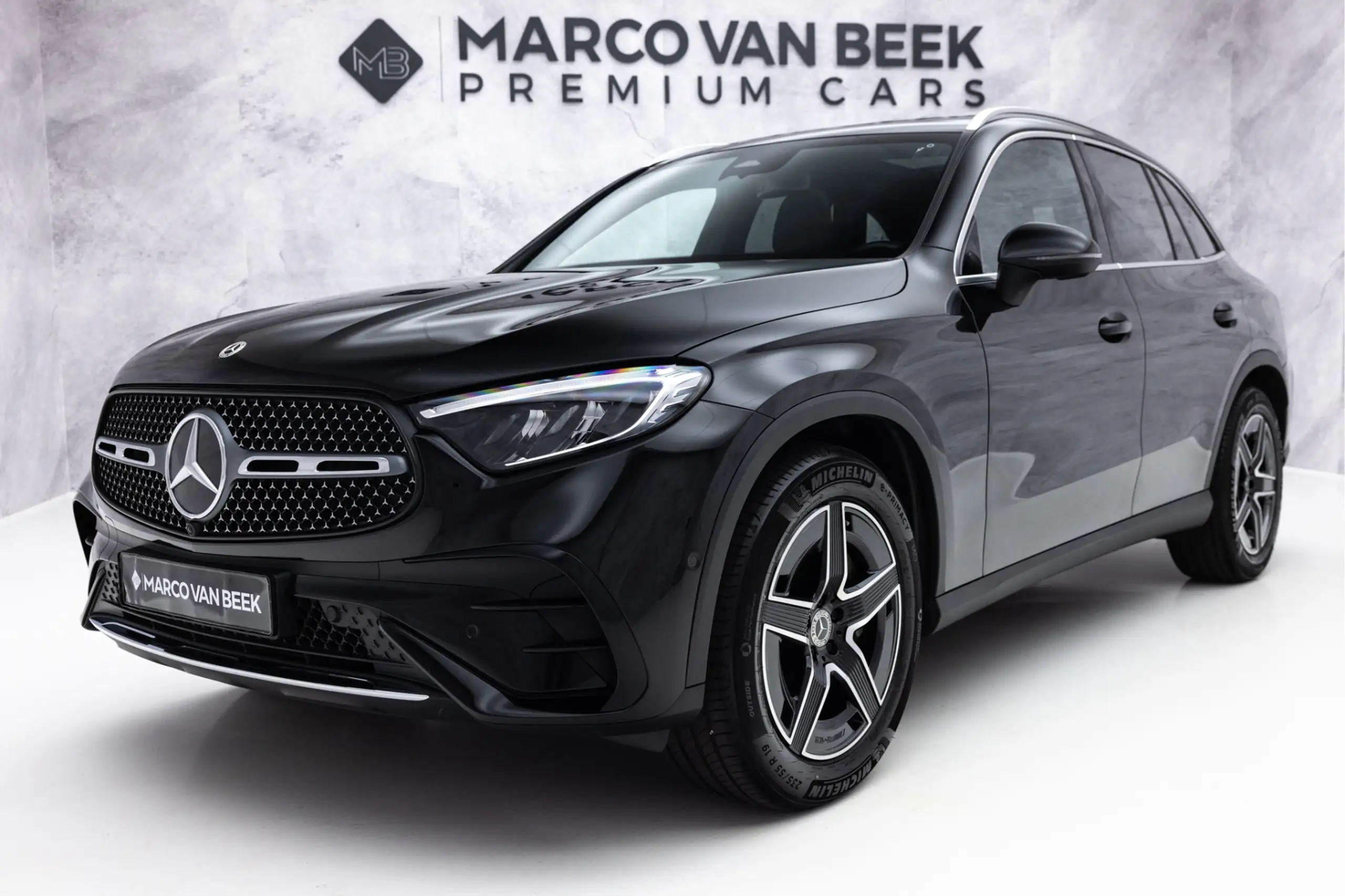 Mercedes-Benz - GLC 200