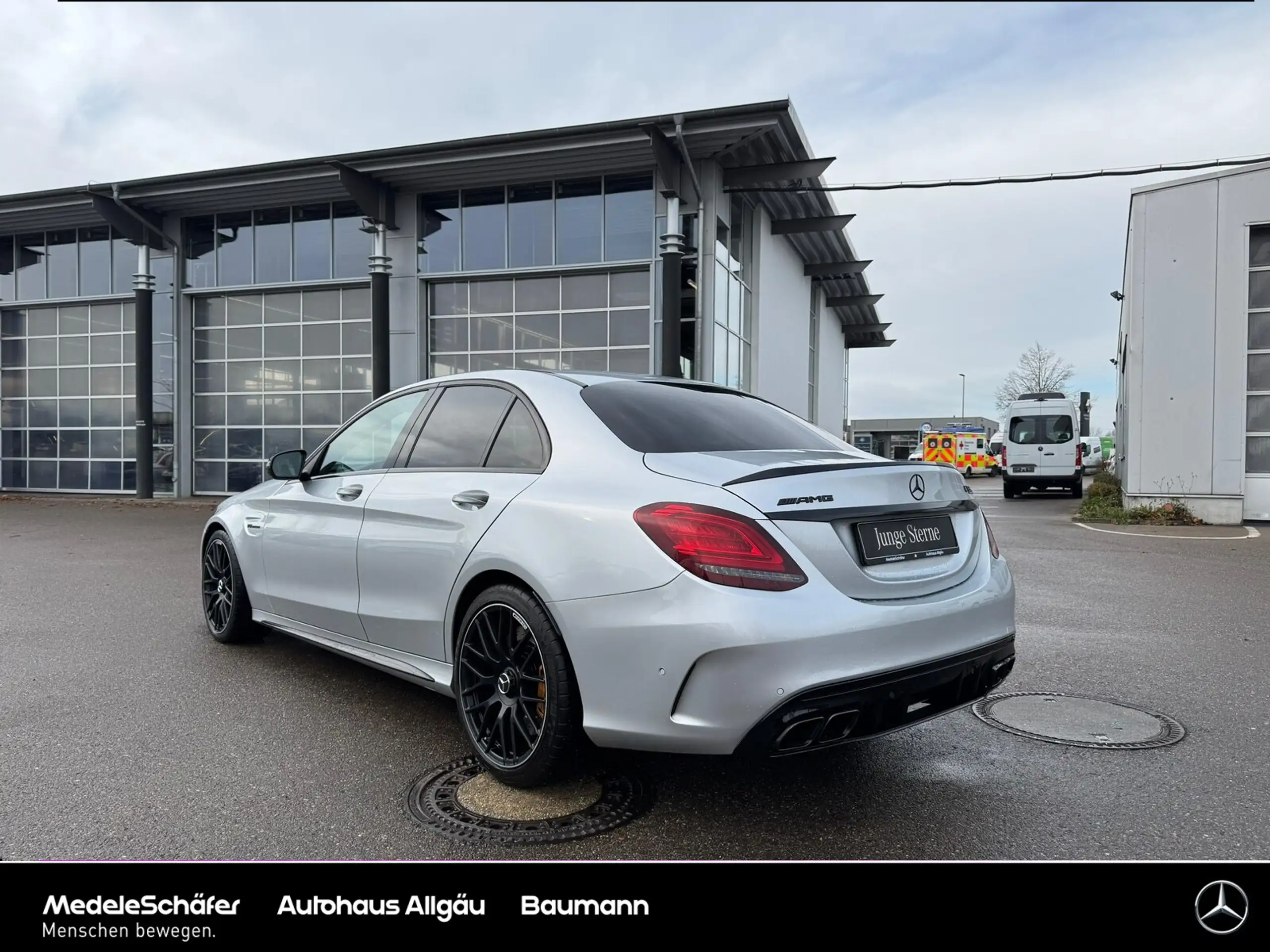 Mercedes-Benz - C 63 AMG