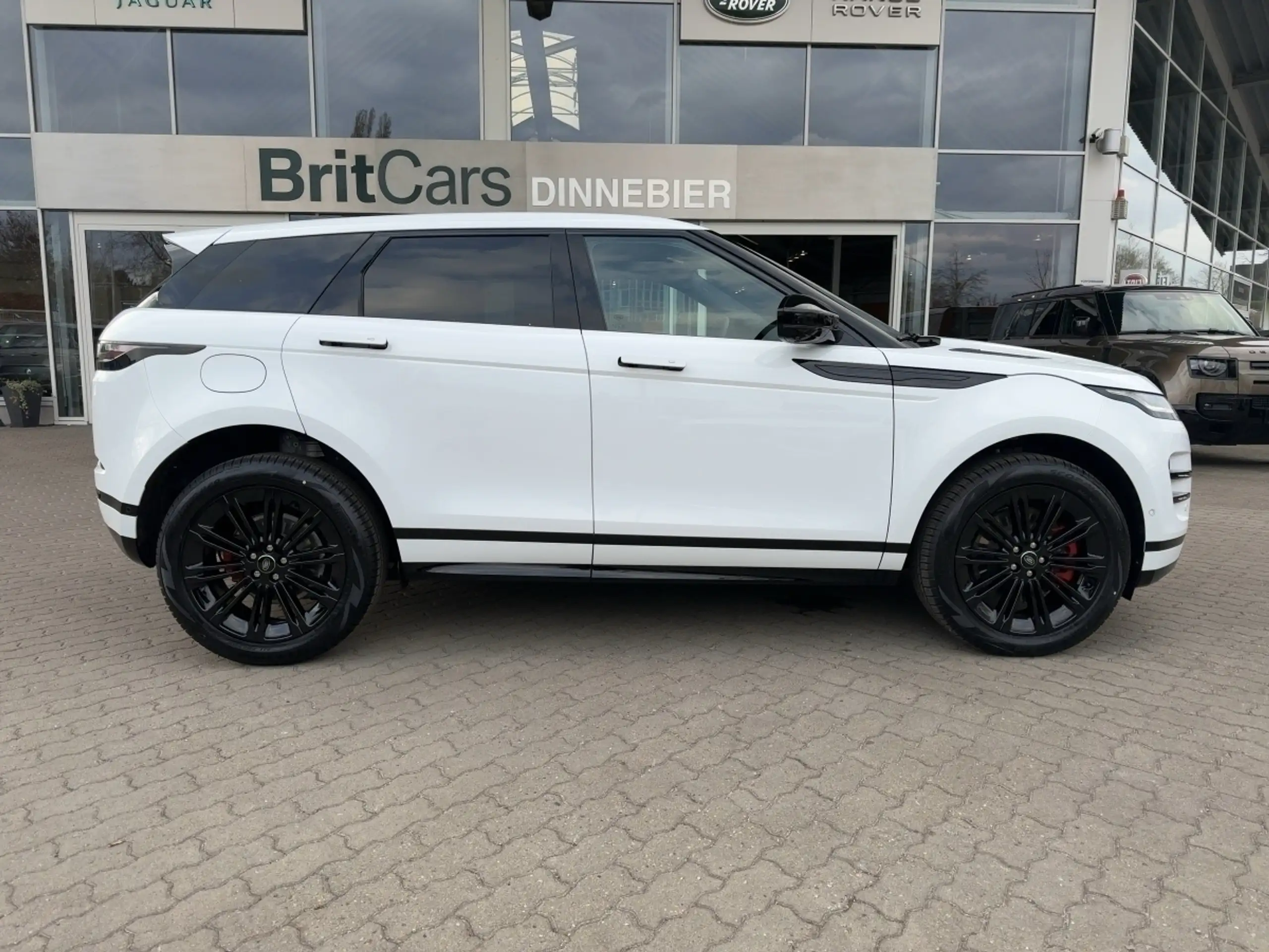 Land Rover - Range Rover Evoque