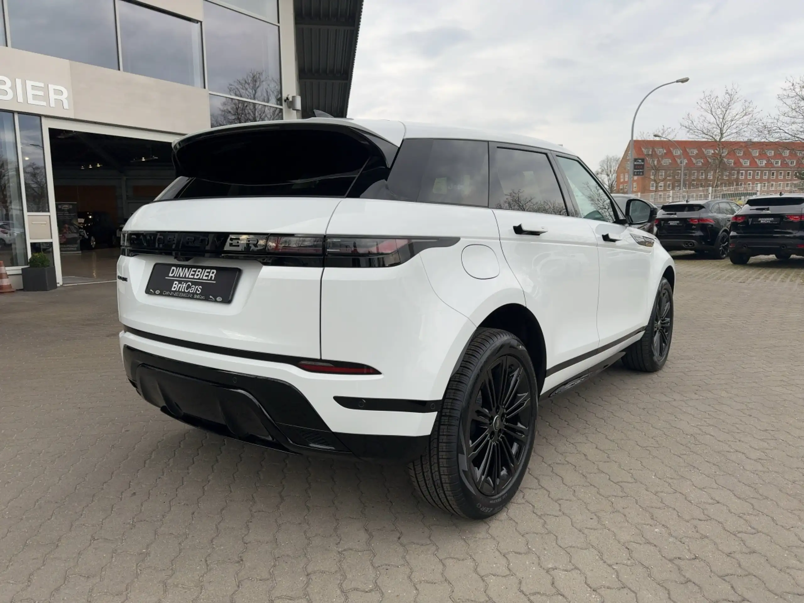 Land Rover - Range Rover Evoque