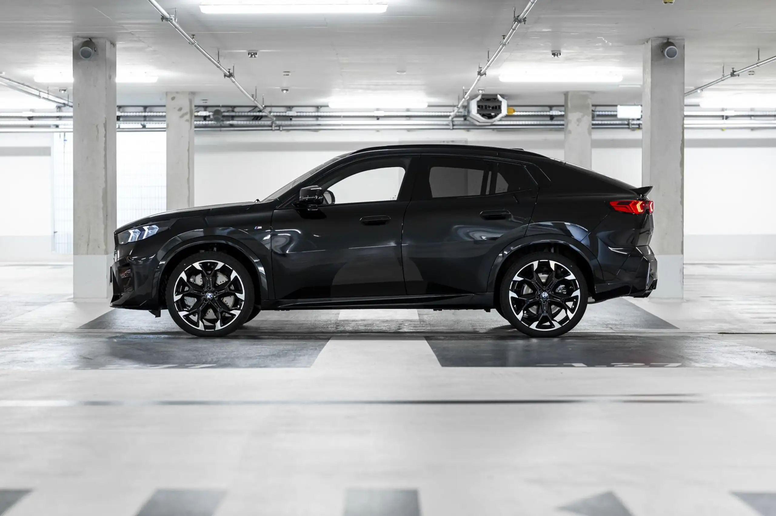 BMW - X2