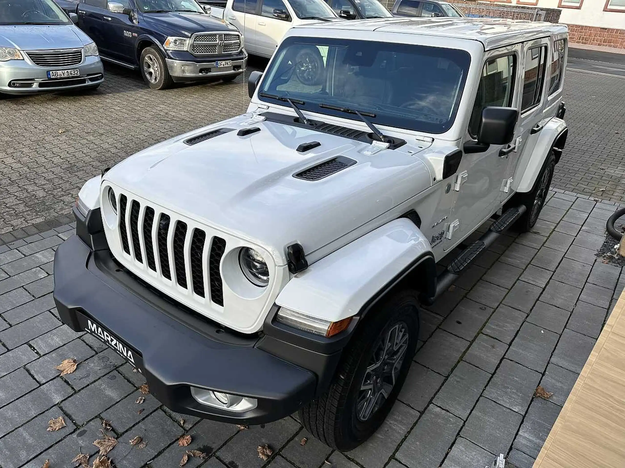 Jeep - Wrangler