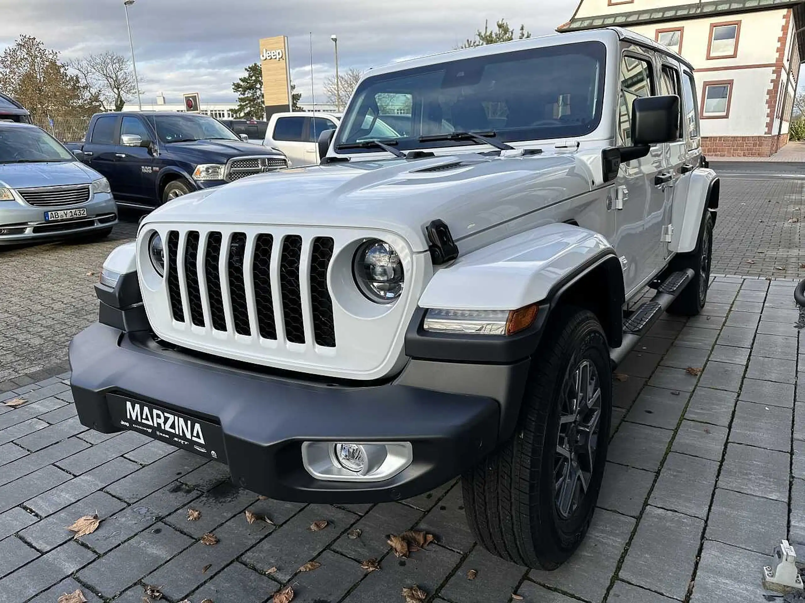 Jeep - Wrangler